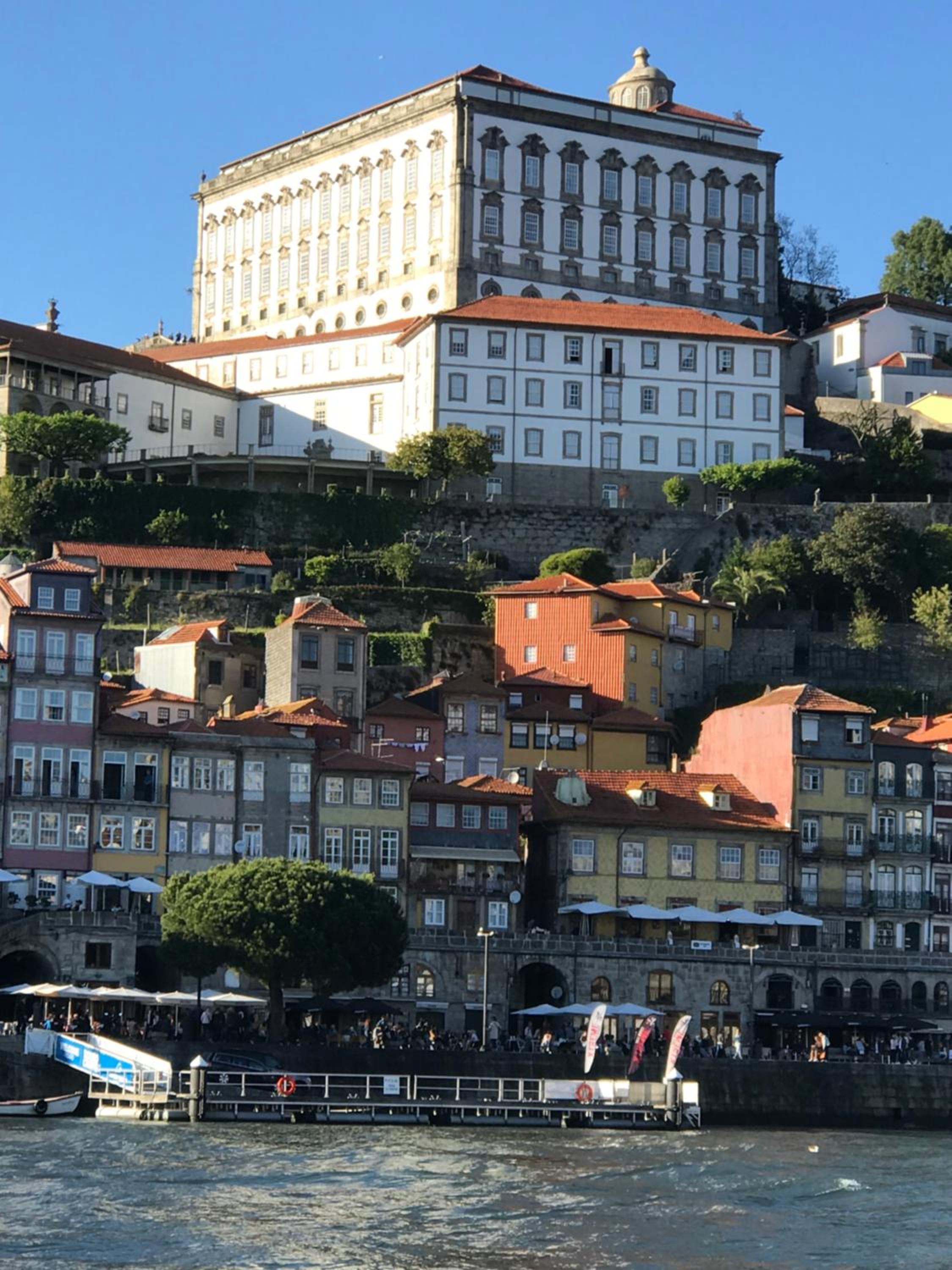 Porto Private Yacht- Accommodation Douro River view 3