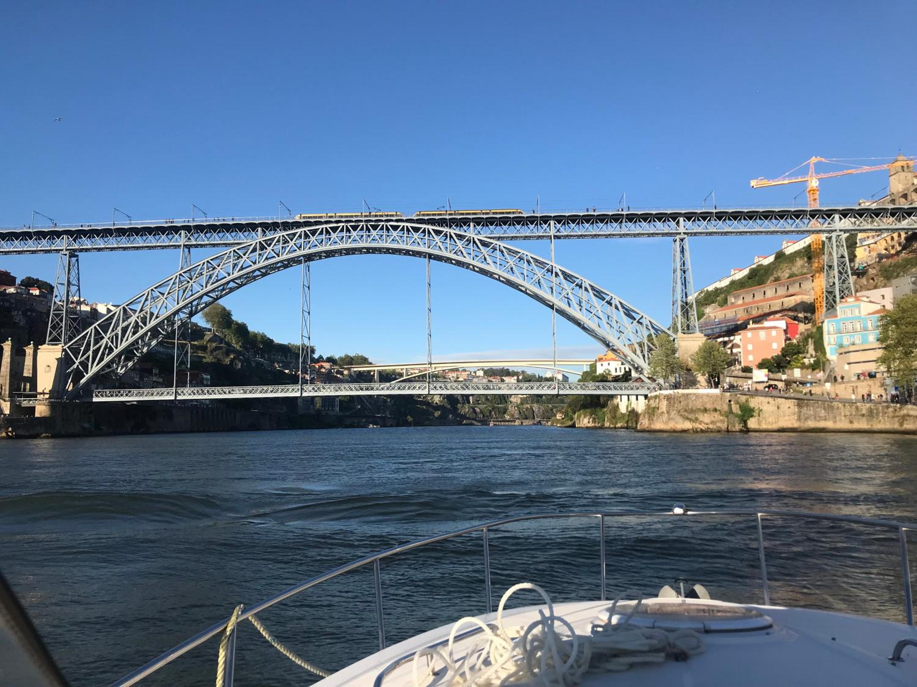 Porto Private Yacht- Accommodation Douro River view 2