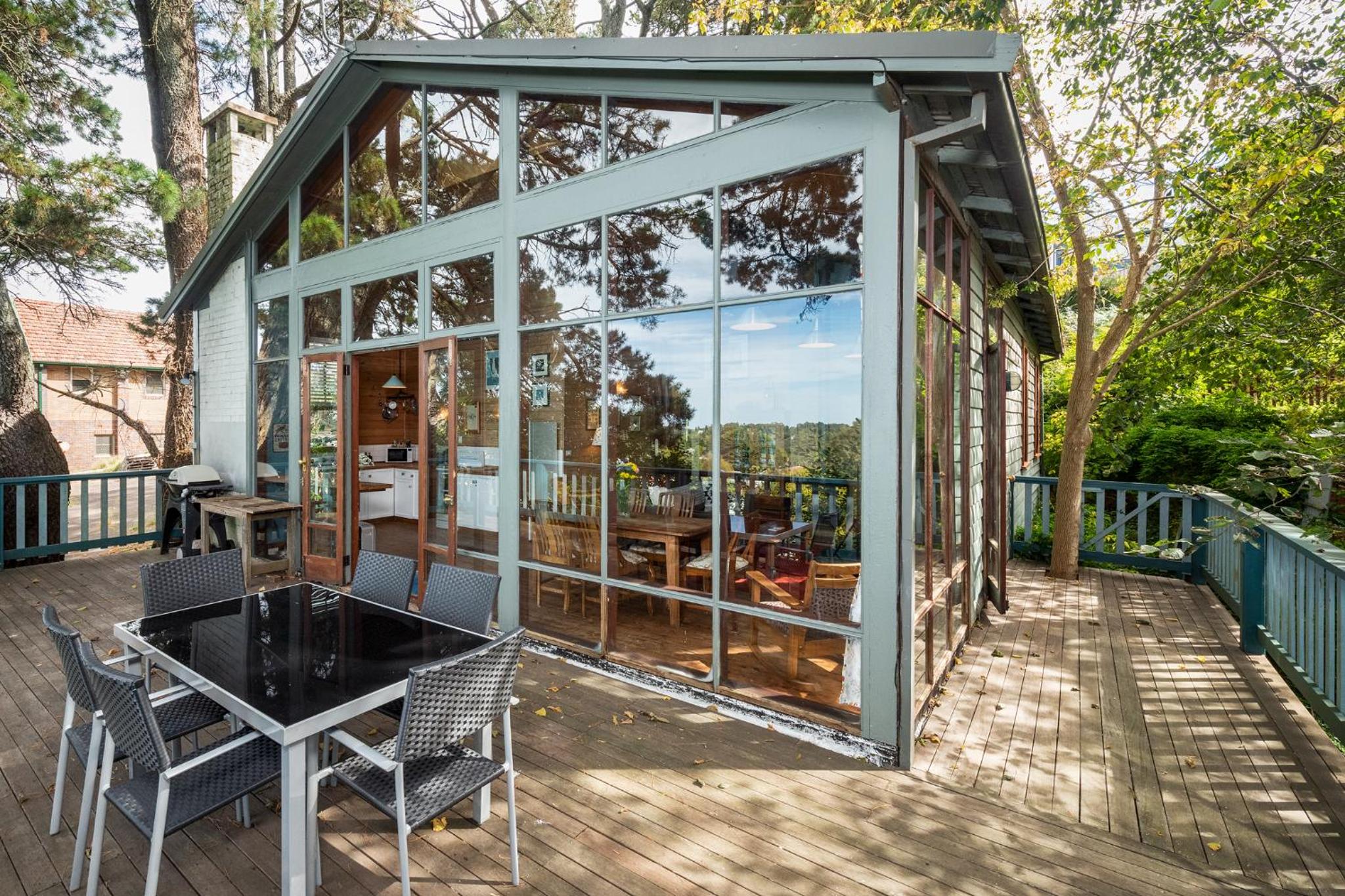 Sidneys Retreat