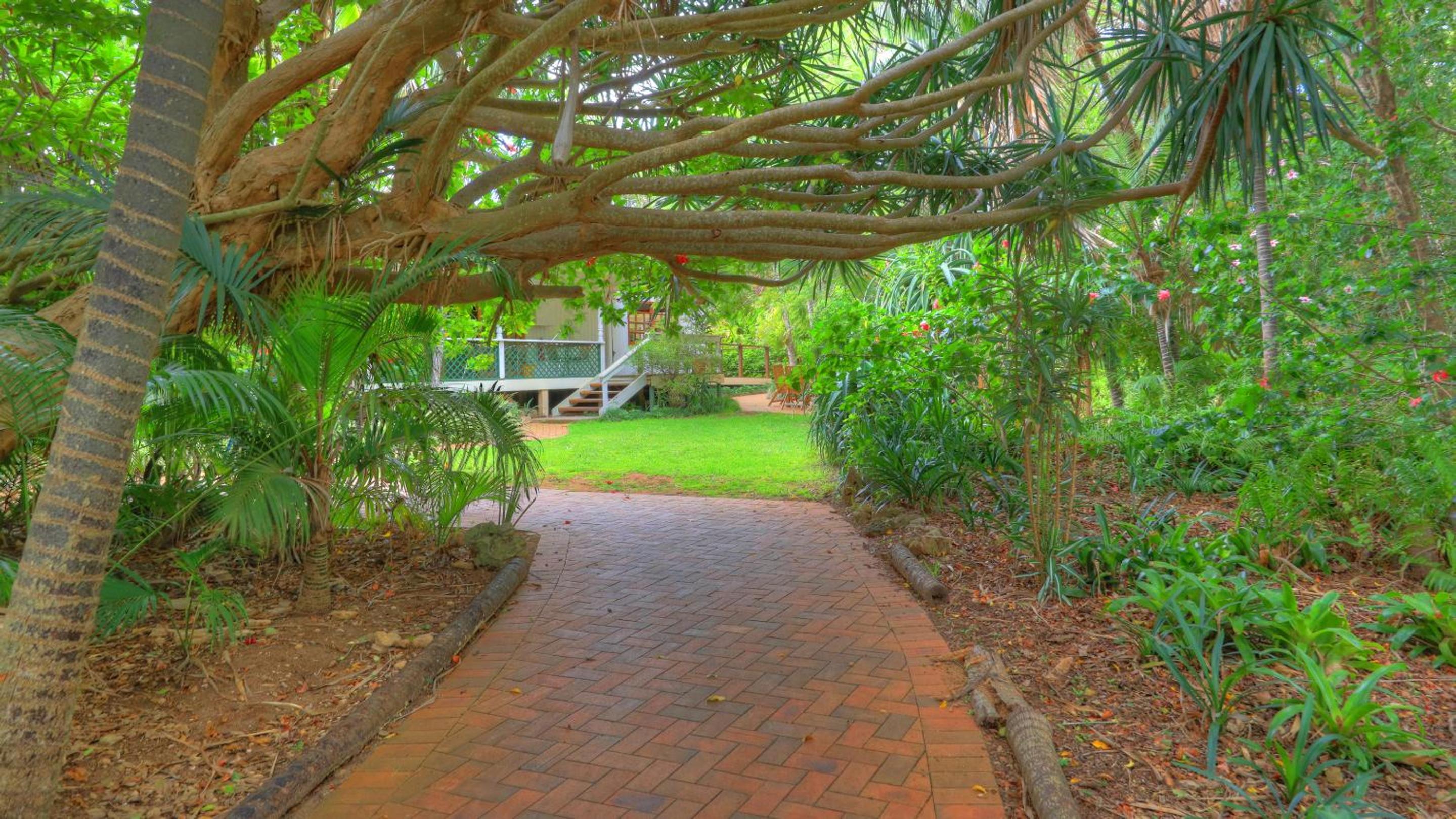 Beachcomber Lodge