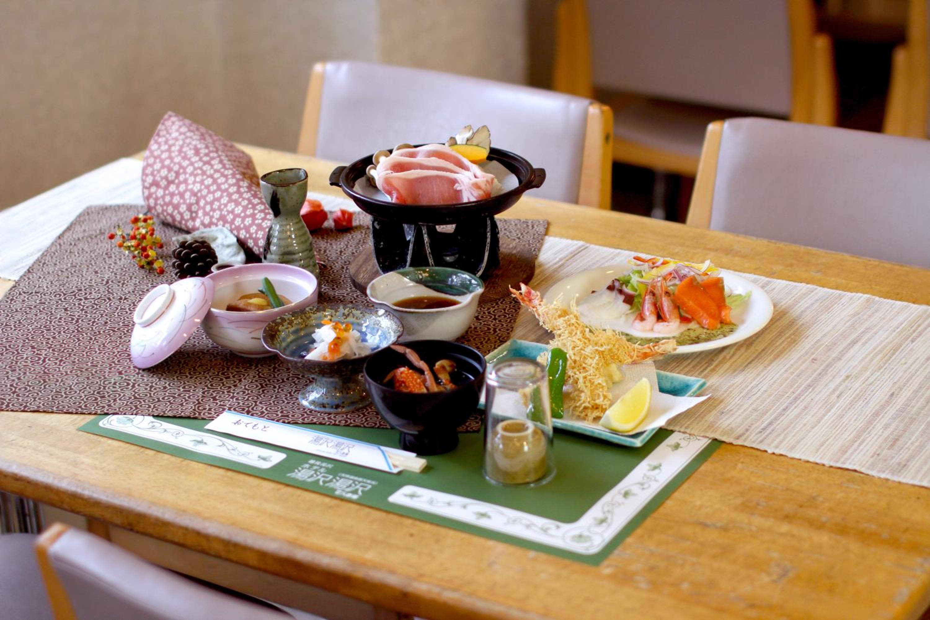 dining