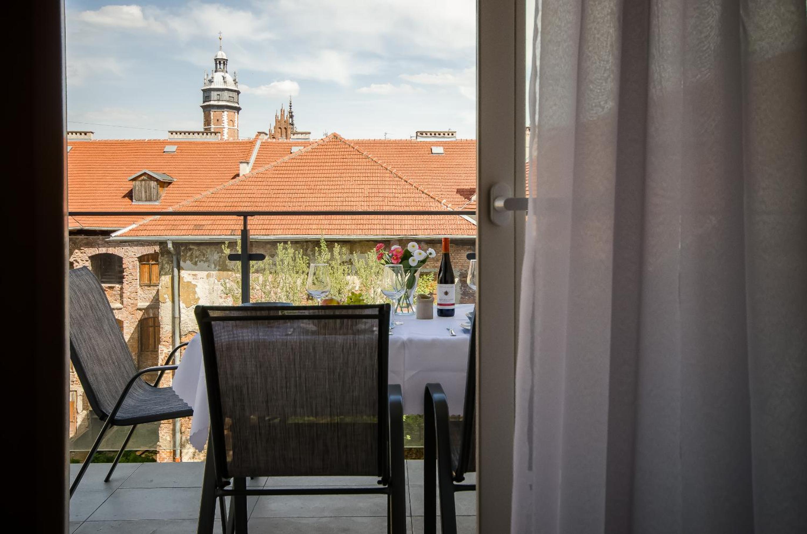 Kazimierz Penthouse with private terrace