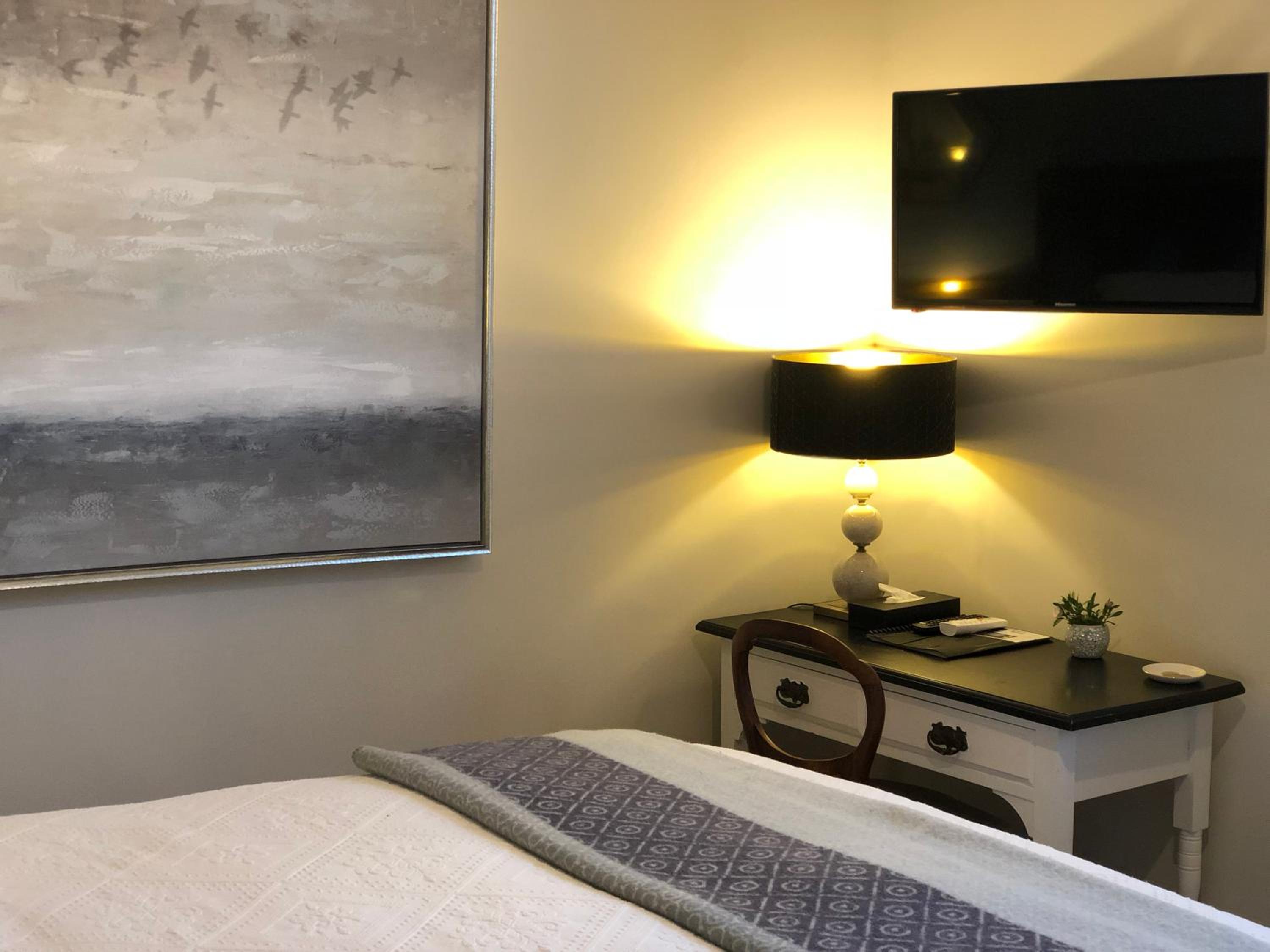 Captains Retreat Apartments and Cottages