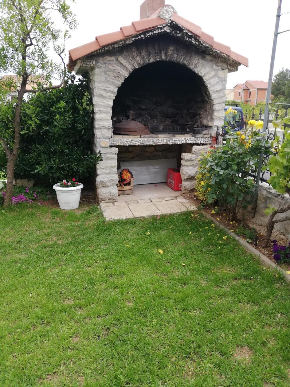 Photo 35