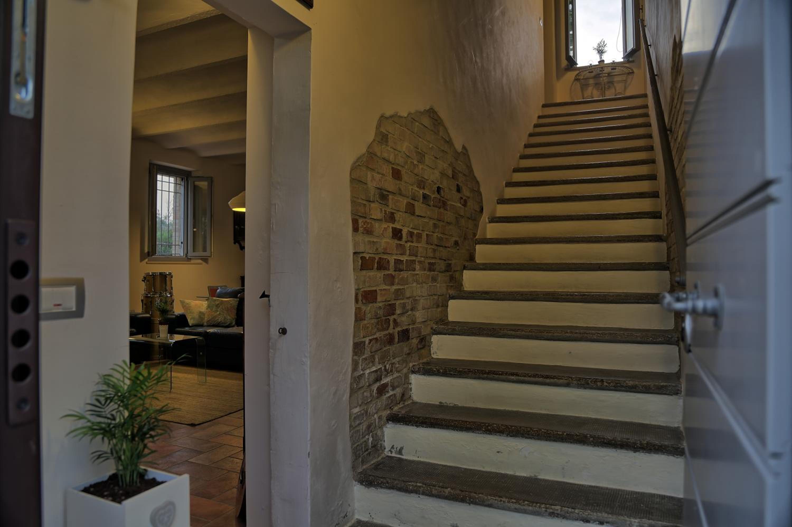 Grande villa storica per vacanze con giardino privato e piscina - Property Image 98