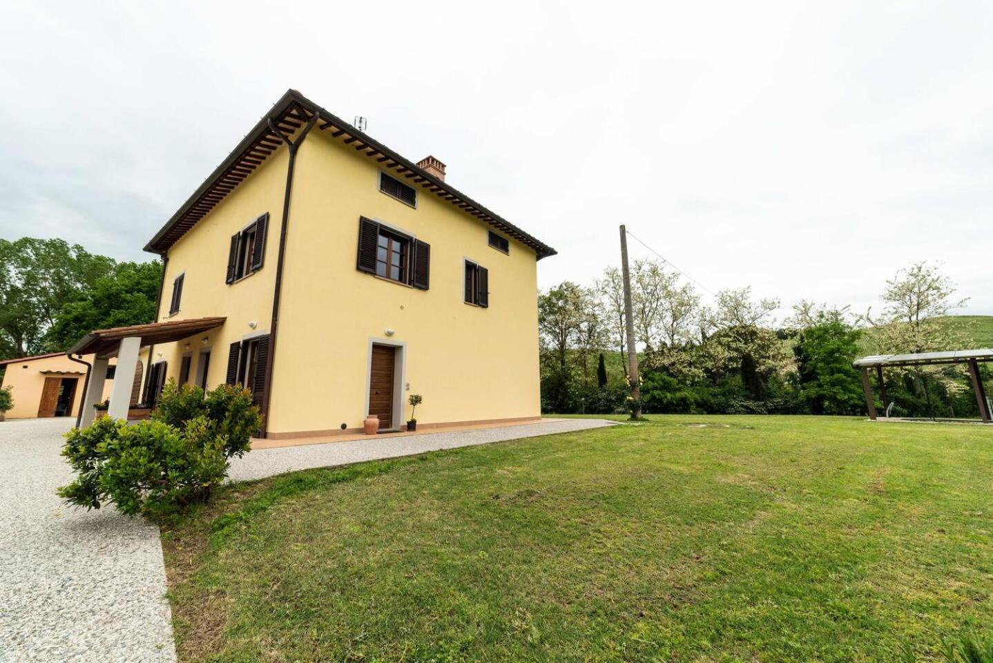 Photo 15