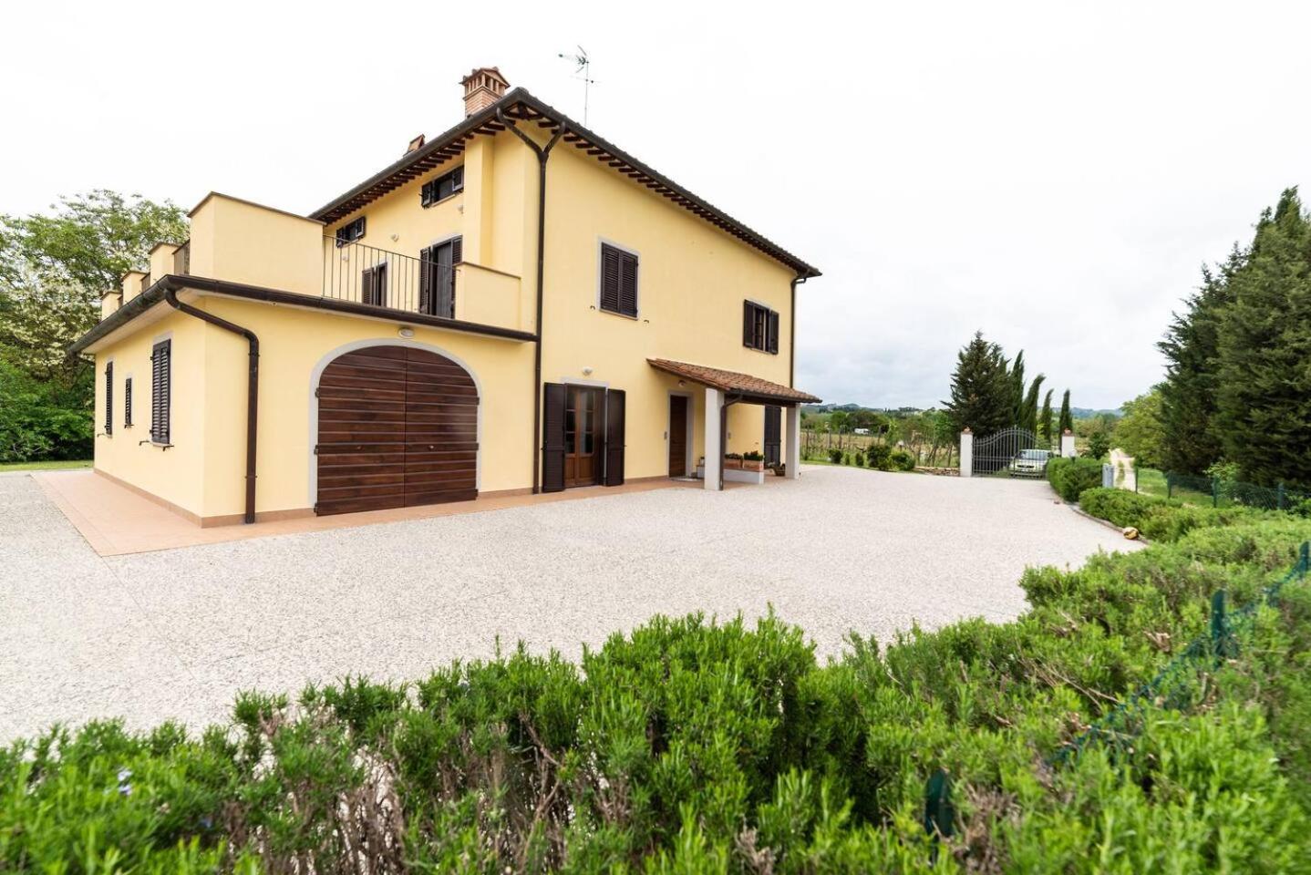Appartamento nella Campagna di Certaldo Il Ciliegio view 2
