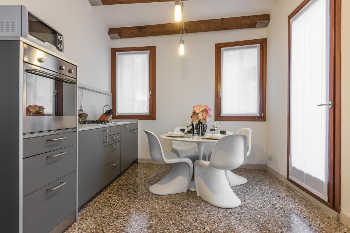 Ca' Della Frutta Venetian Apartment