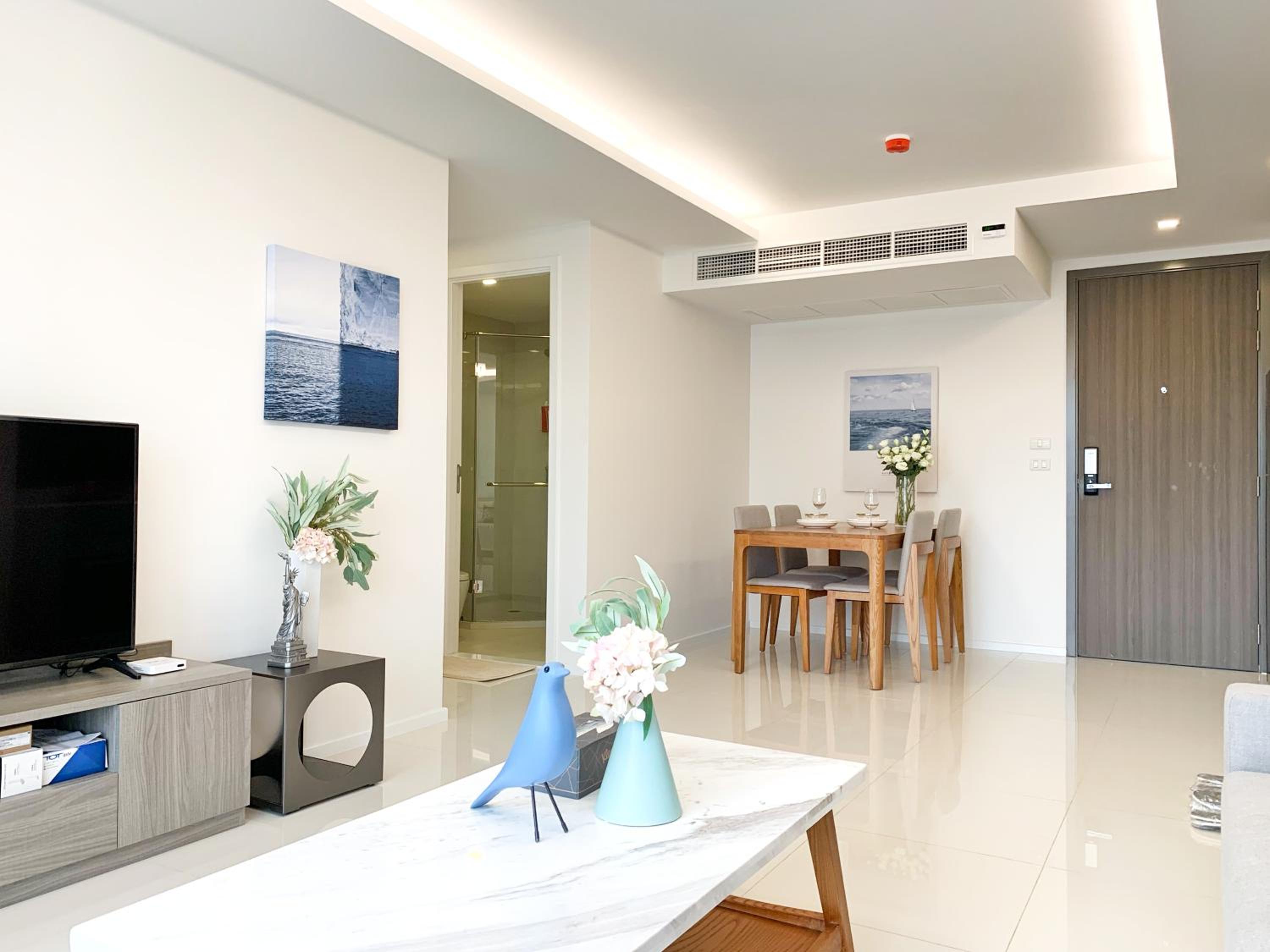 Sukhumvit Asok Modern Suite
