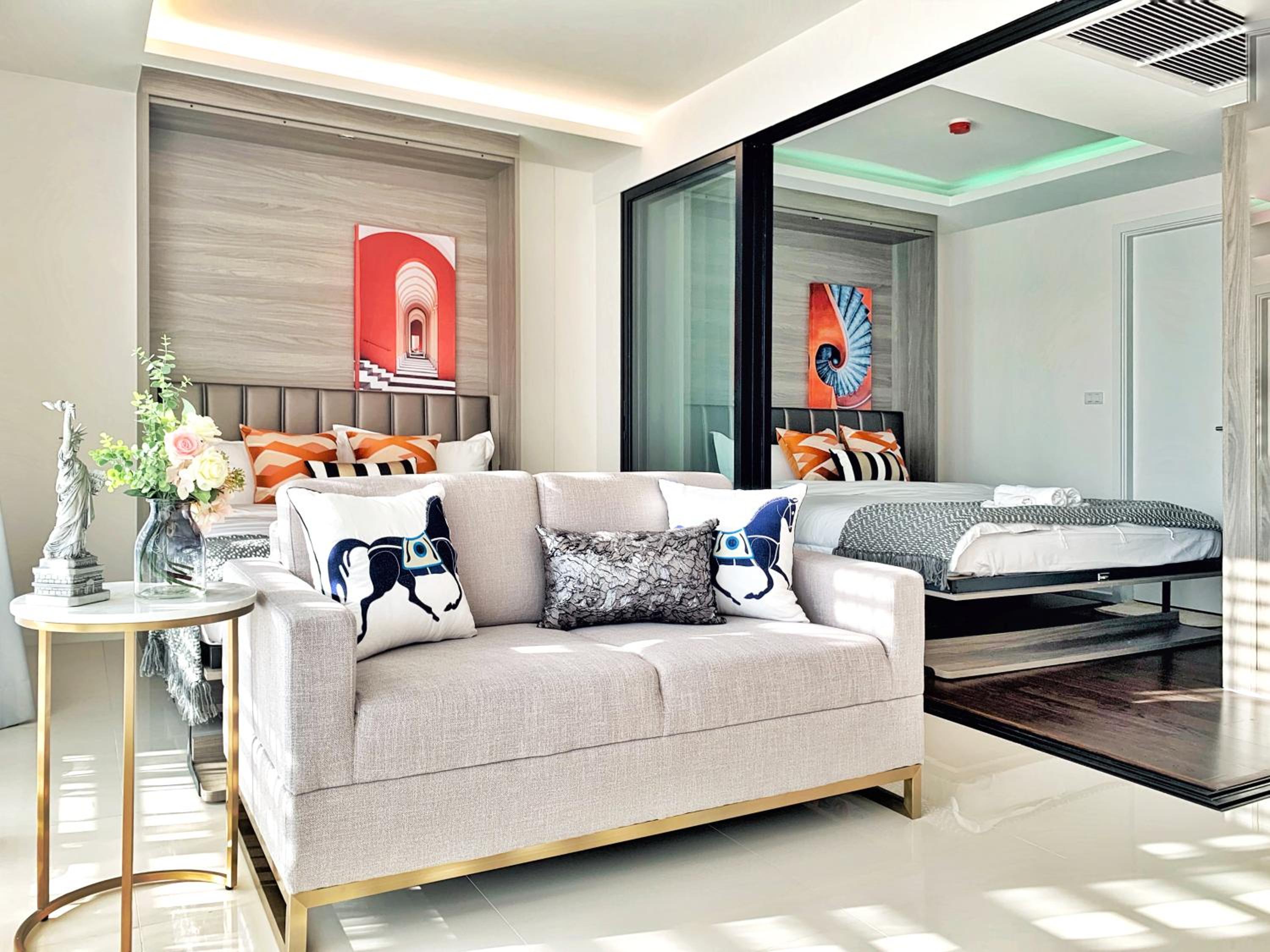 Sukhumvit Asok Modern Suite