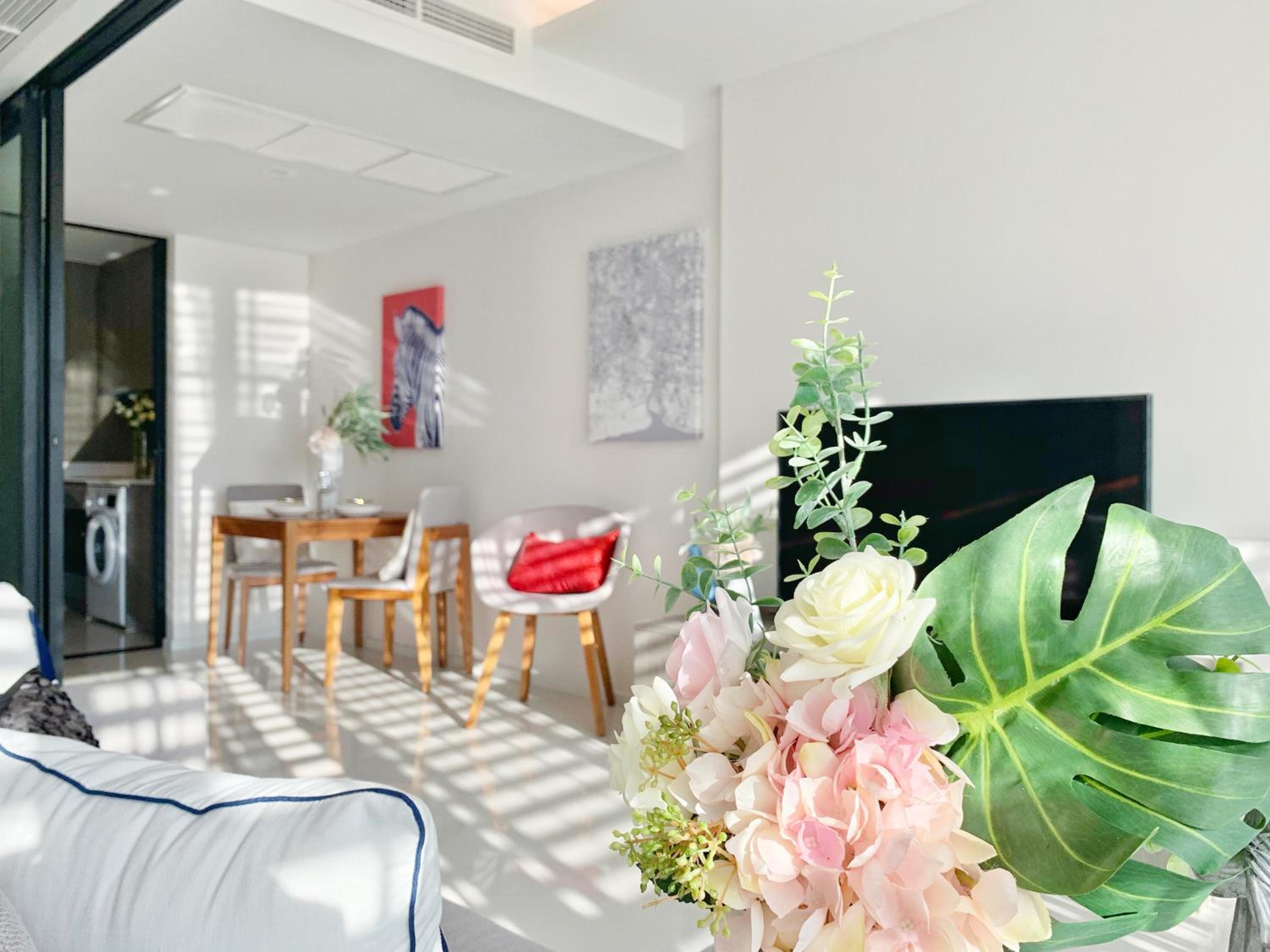 Sukhumvit Asok Modern Suite