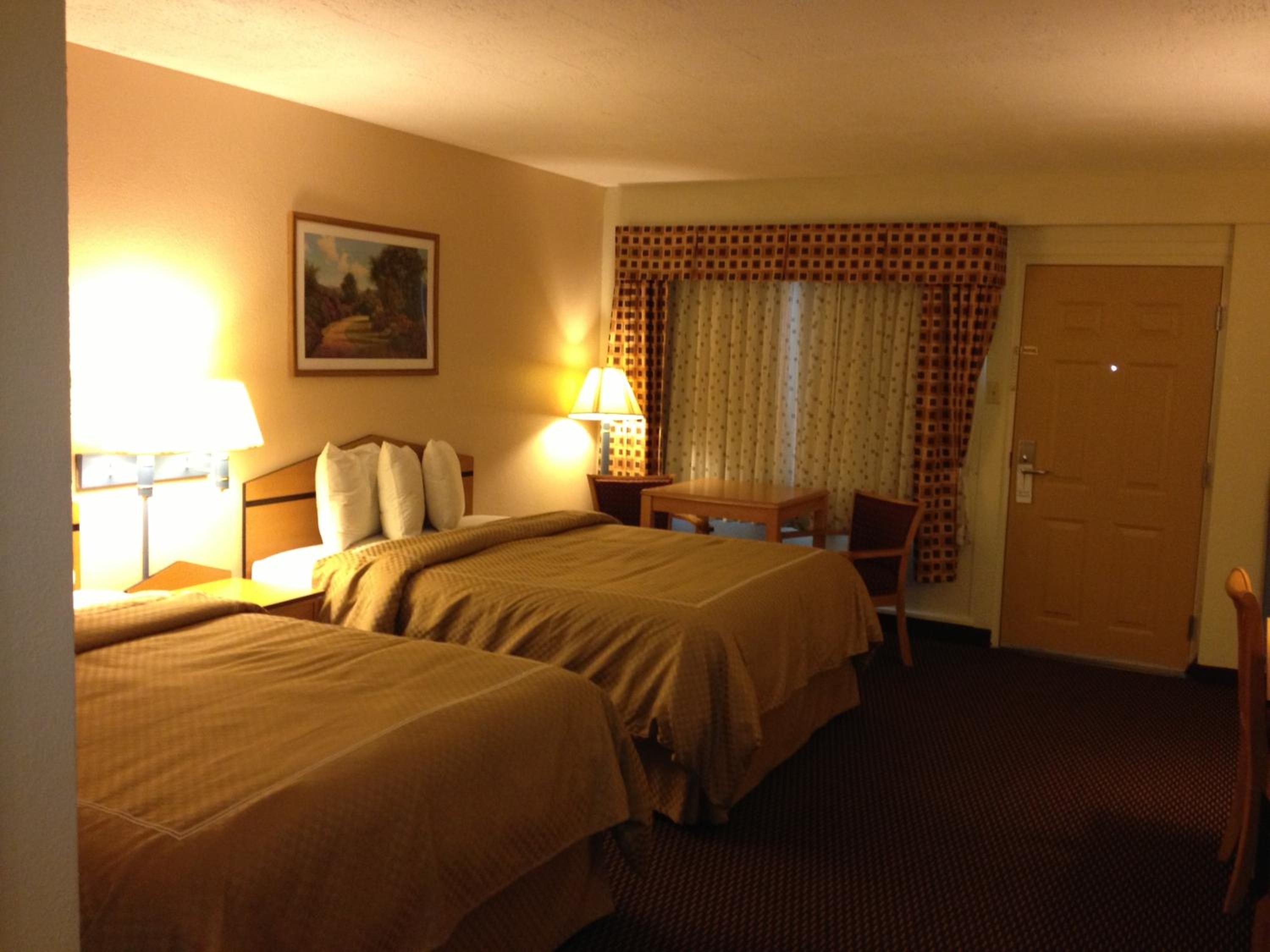 Lawrence Vacations - Virginia Inn - Property Image 1