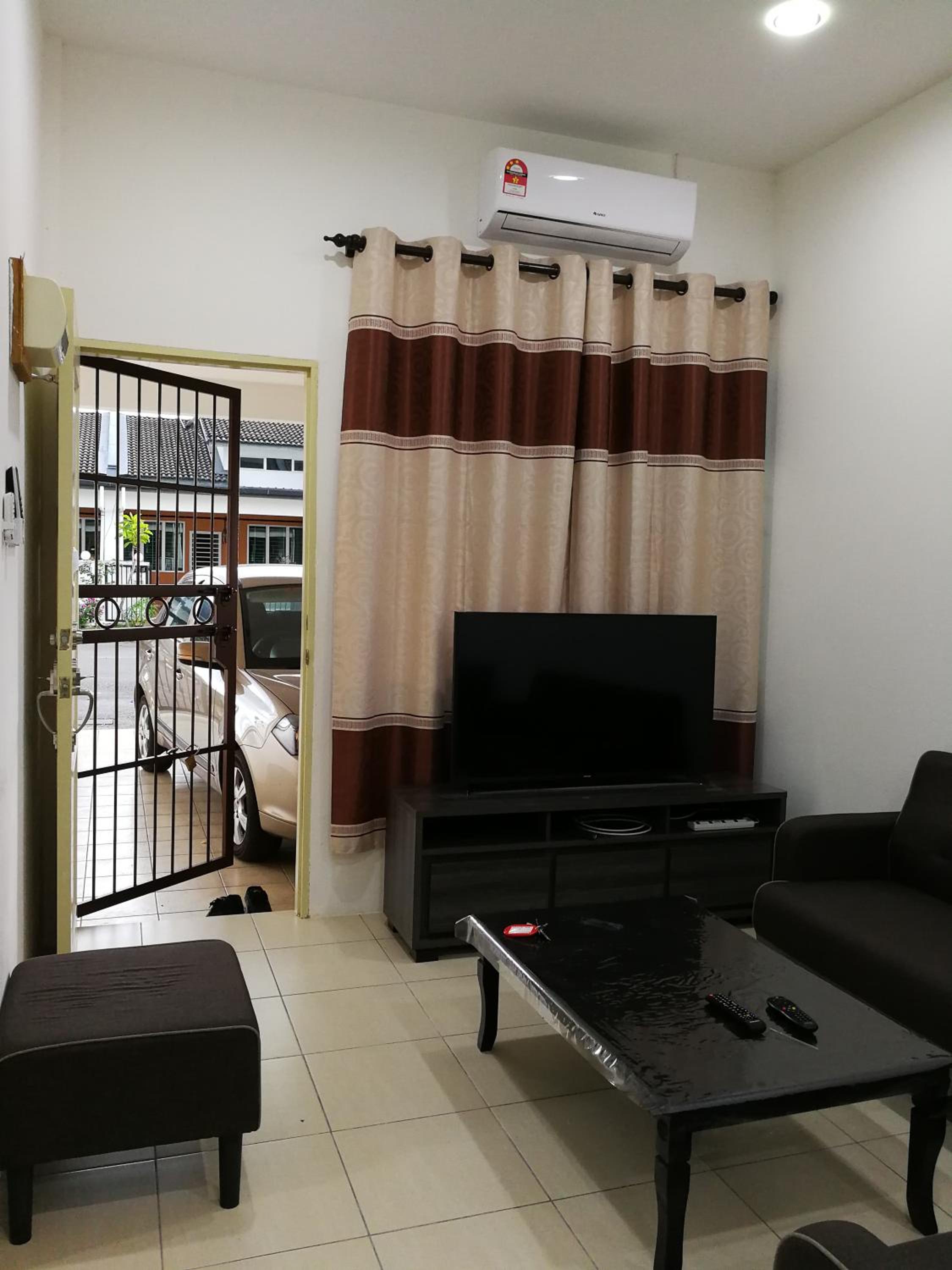 Address No 915, Lorong Uni Central 13, Taman Uni Central, Kuching Samarahan Expressway photo 6