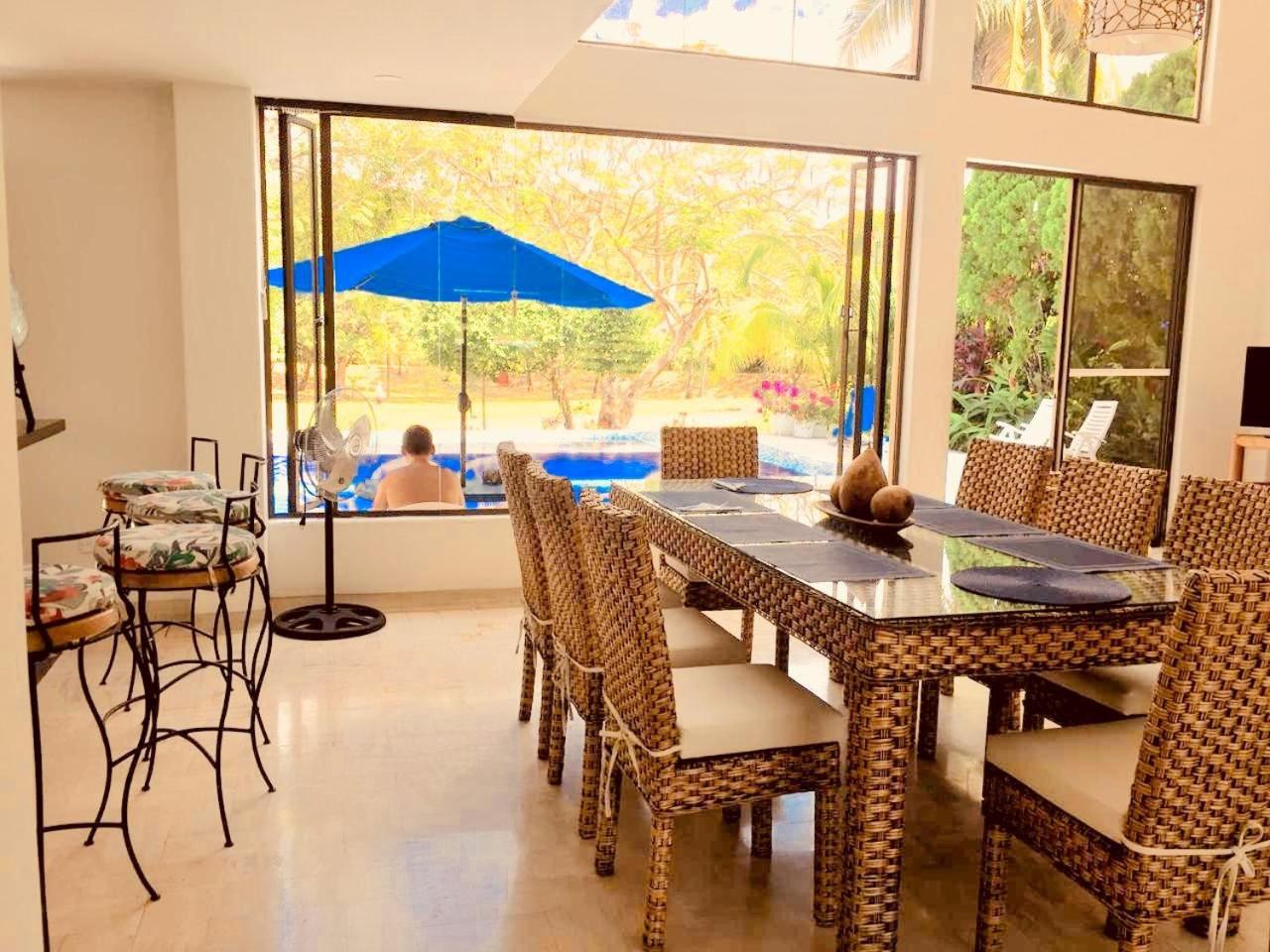 HERMOSA CASAQUINTA FAMILIAR CONDOMINIO CAMPESTRE EL PEÑON Piscina Privada Campo de Golf