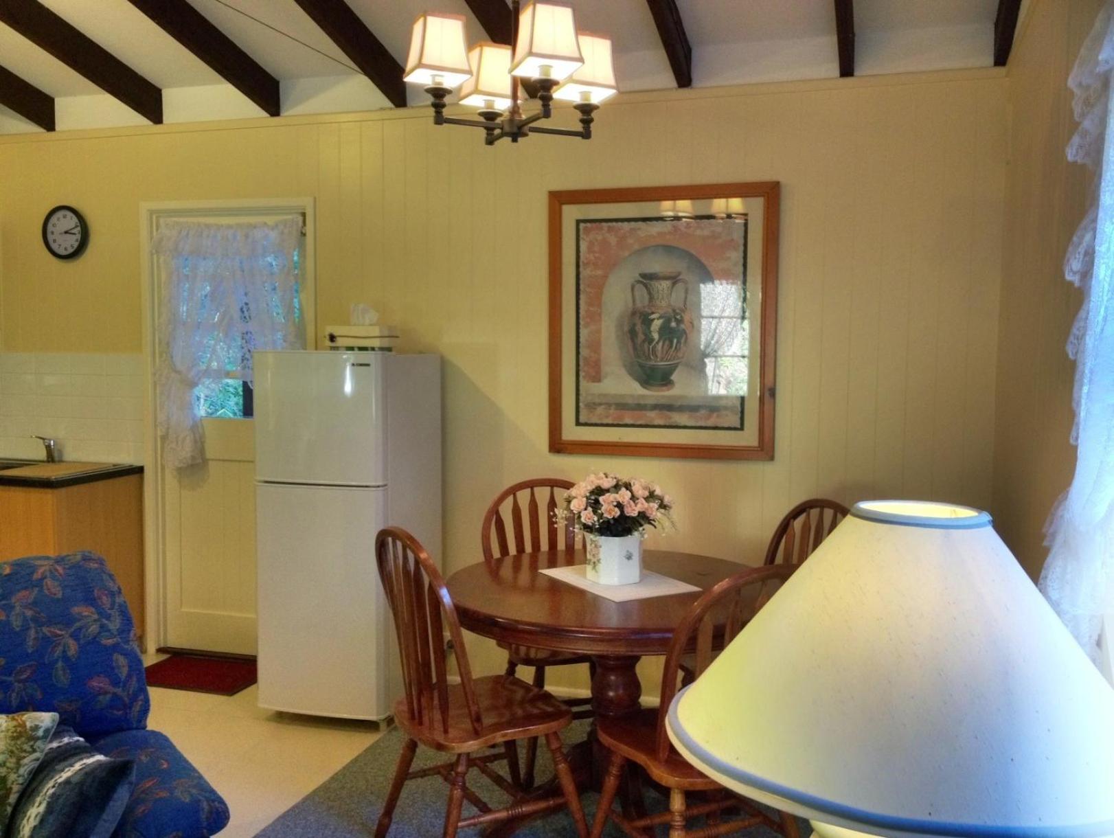 Curtis Cottage