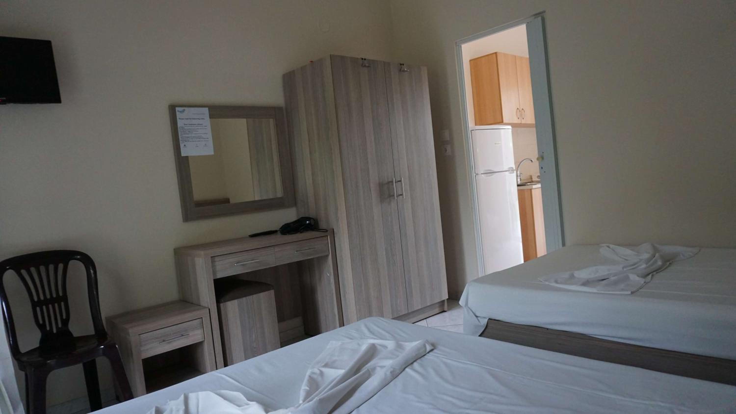 Priona Rooms