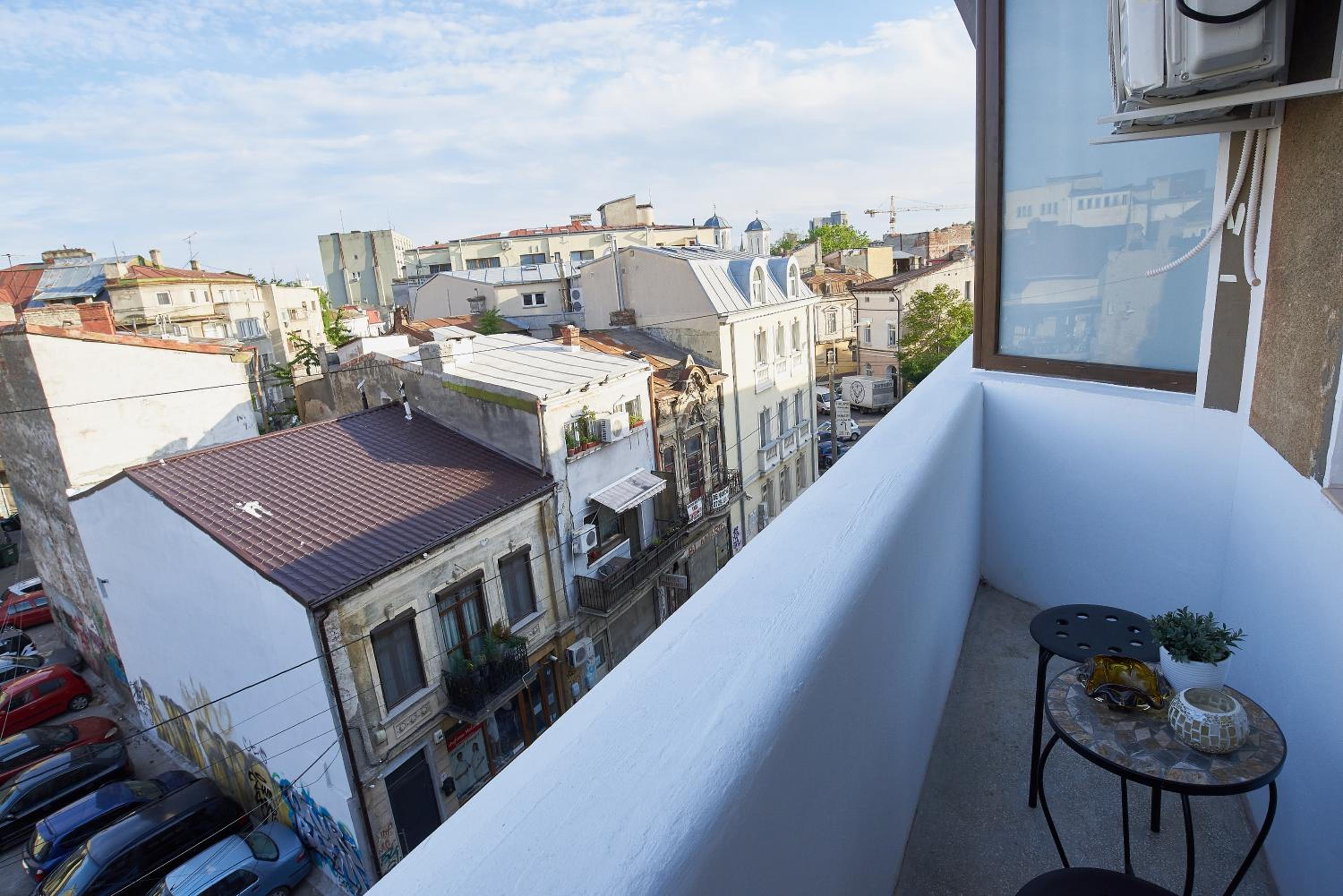 Metropole Apartments Old Town - Image 3