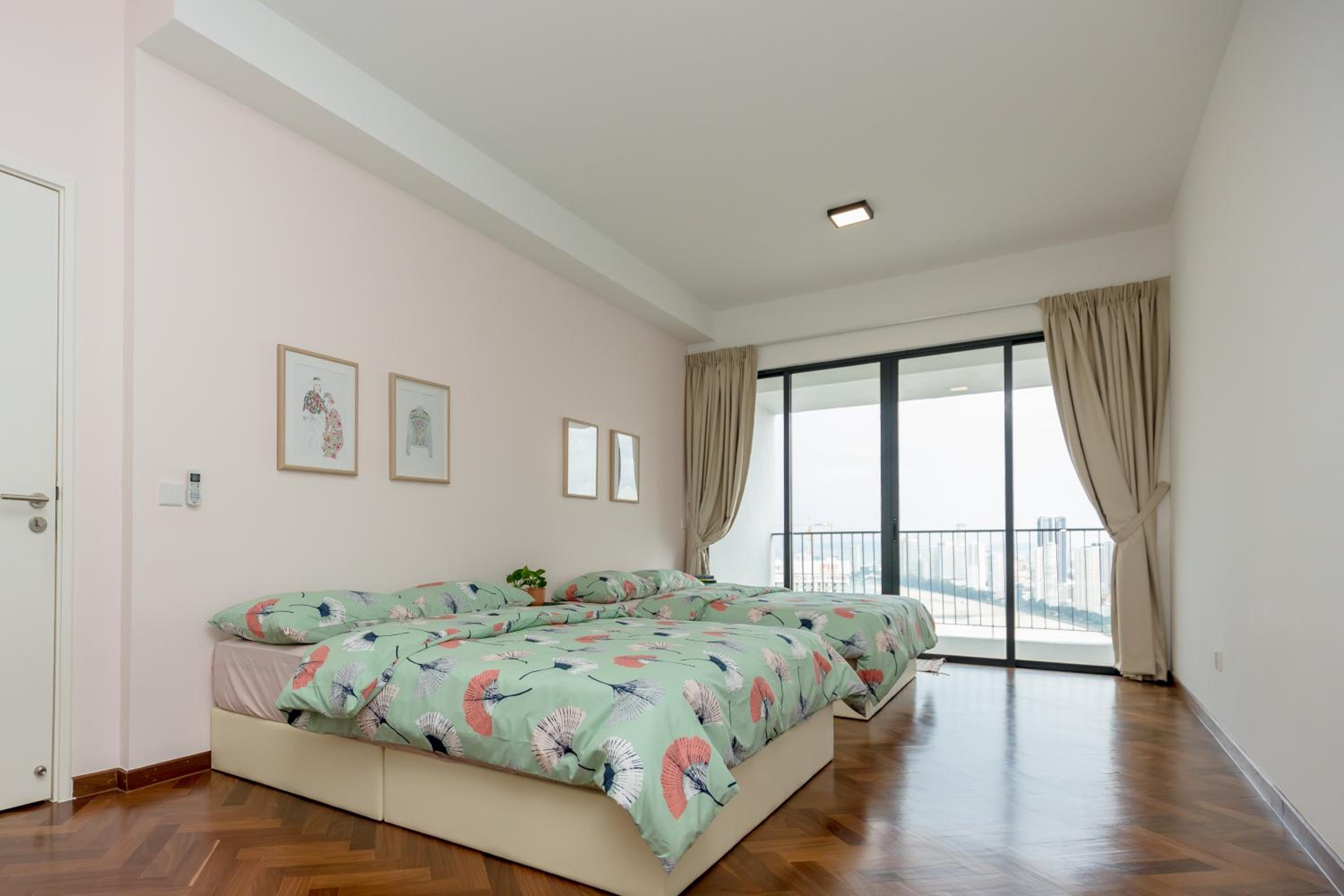 The Landmark Condo, by Sanguine photo 4