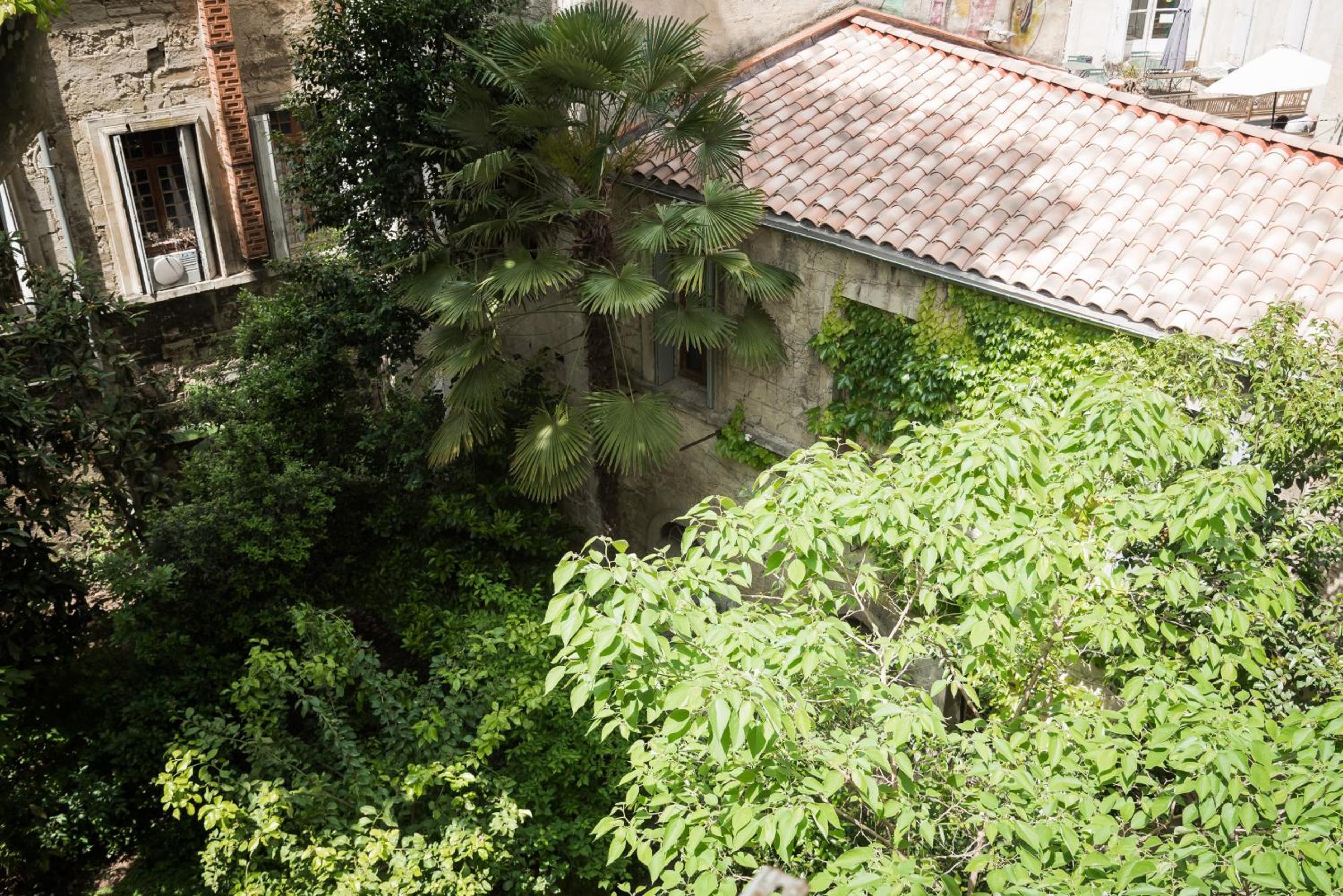 Les Jardins De L´Ecusson - Première Conciergerie