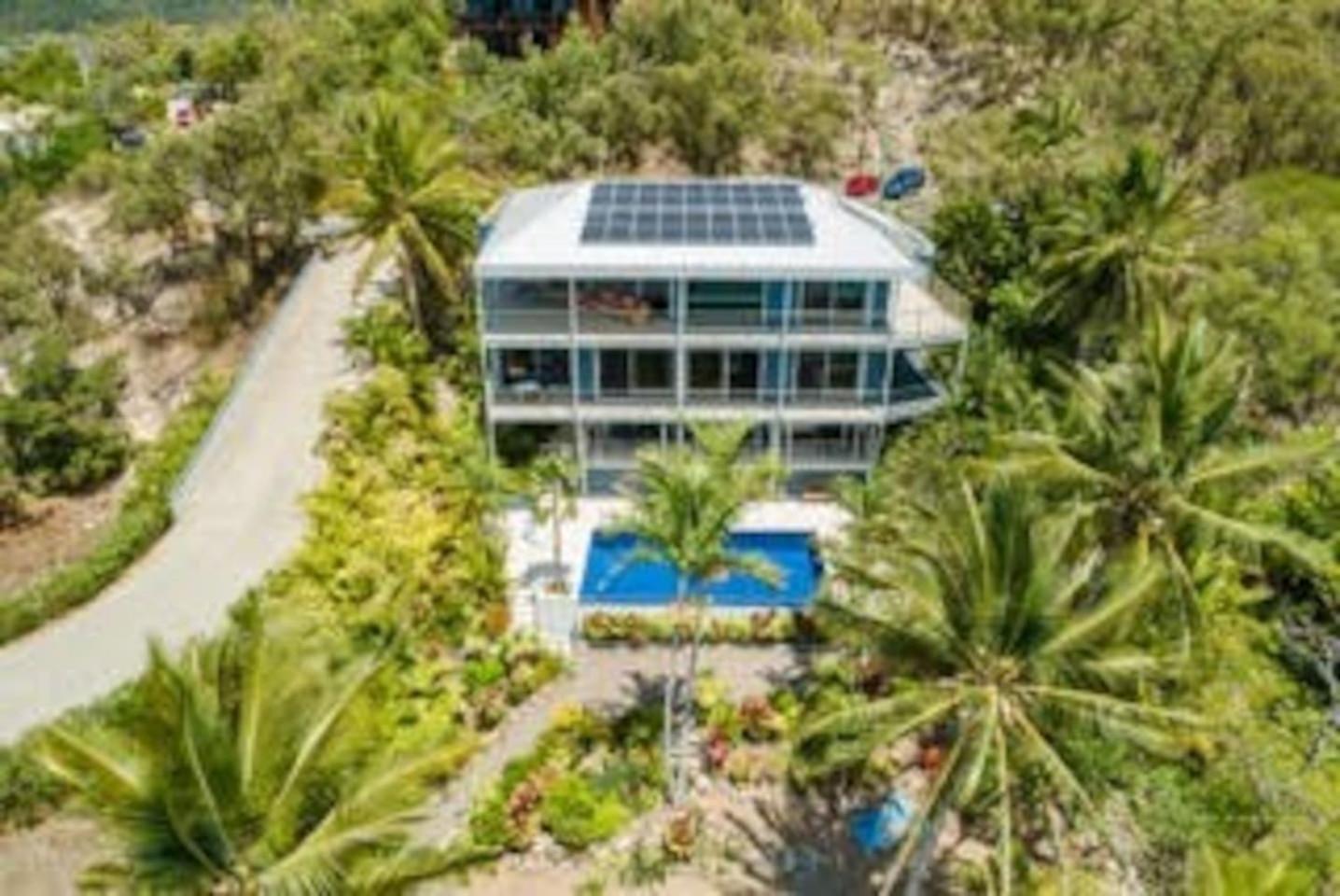 Baybliss Escape #2 - Adults Only