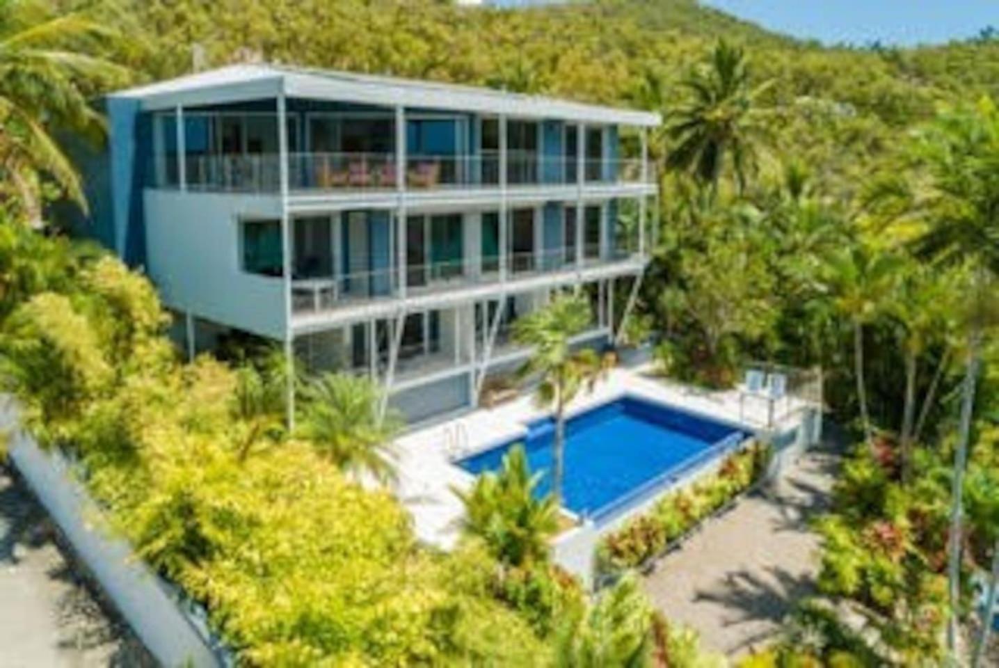 Baybliss Escape #2 - Adults Only