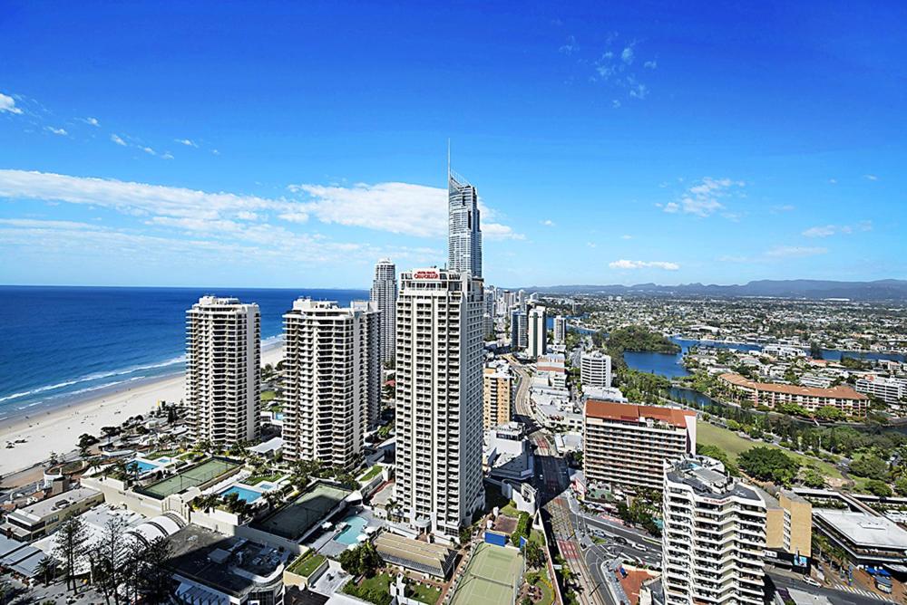 Number 1 H Residences - WiFi, Parking & More by Gold Coast Holidays