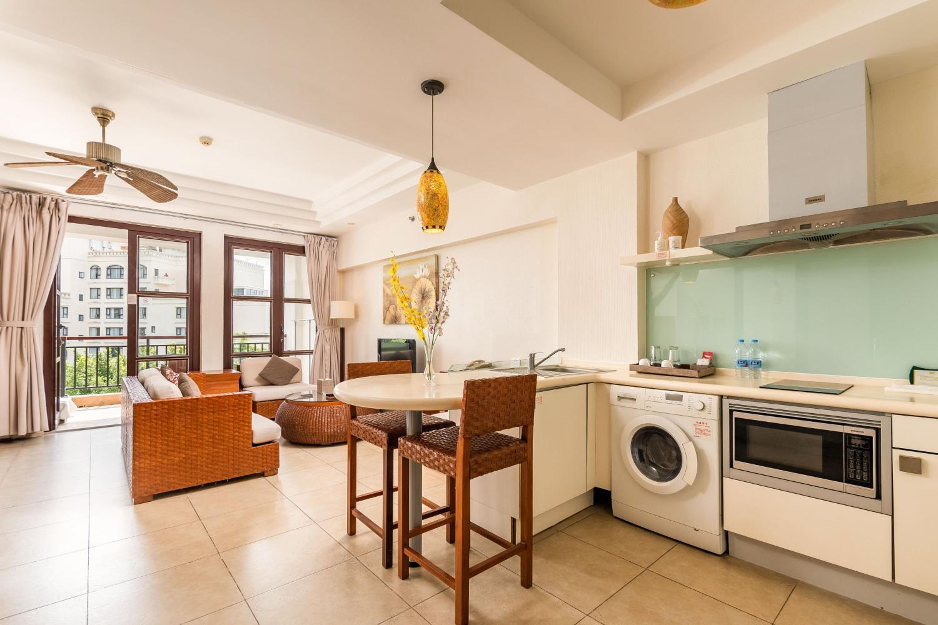 Aegean Suites Sanya Yalong Bay Resort
