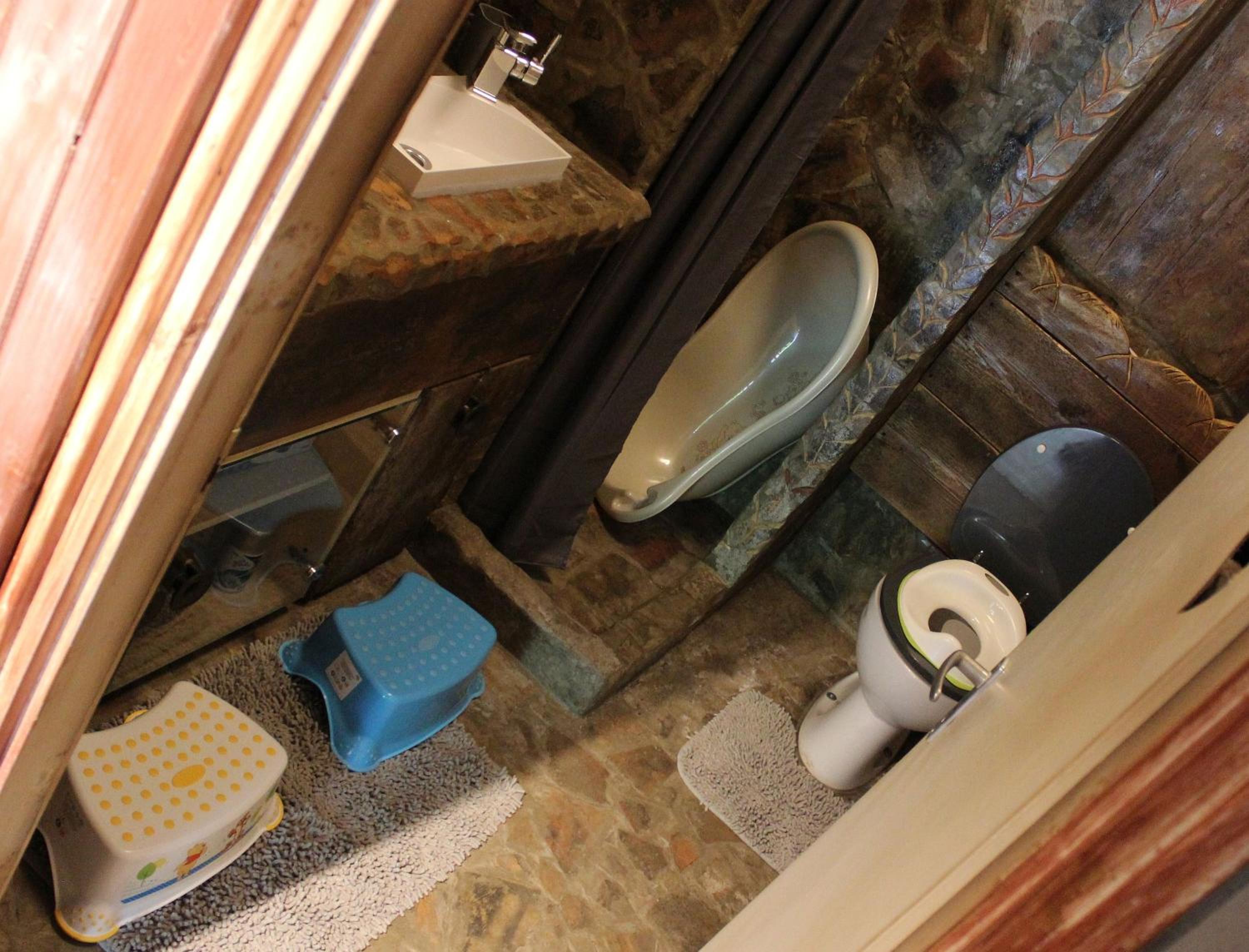 Photo 16