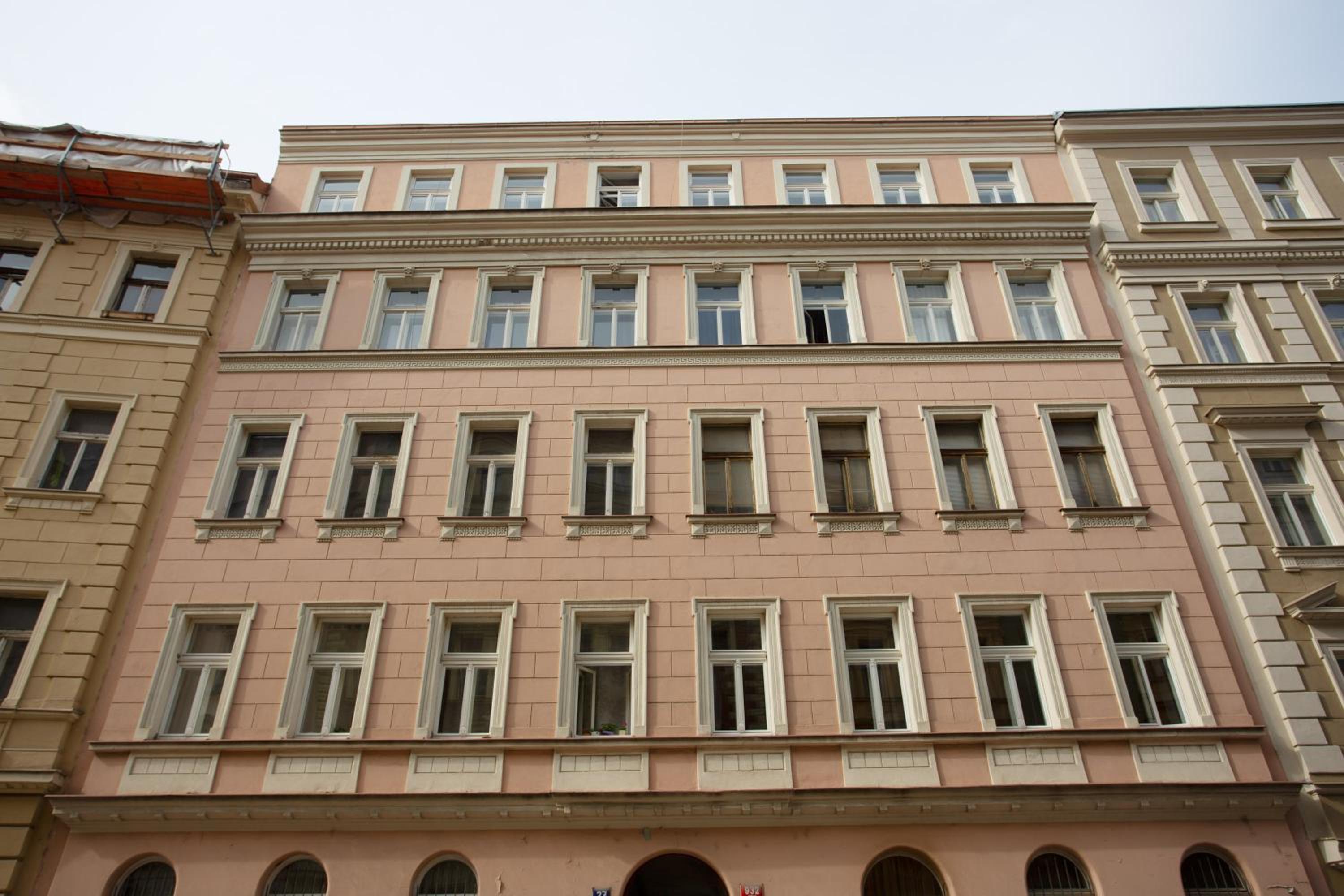 Victoria Design Stays - Apartment Rehorova