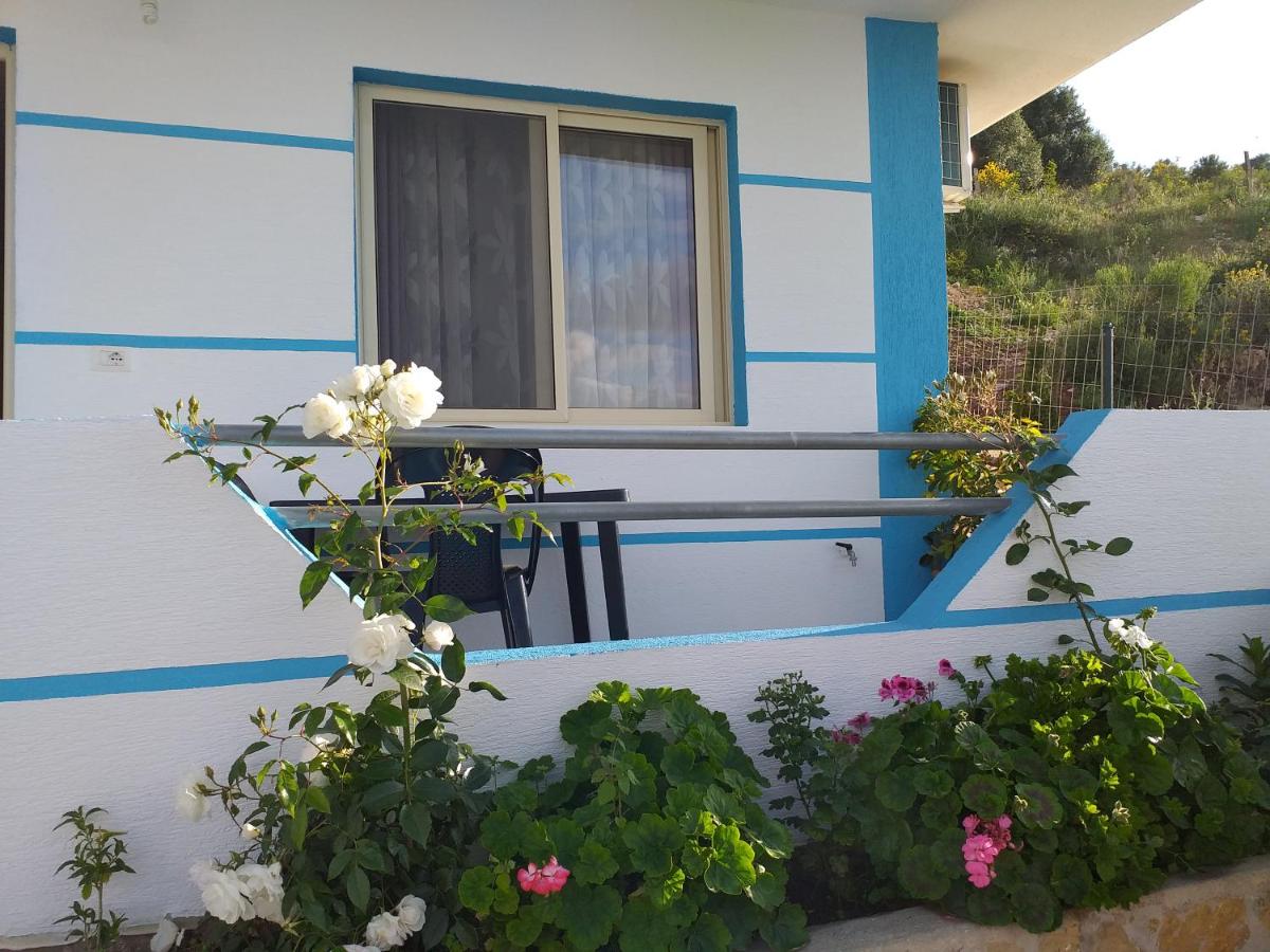 Grand Seaview Apartments