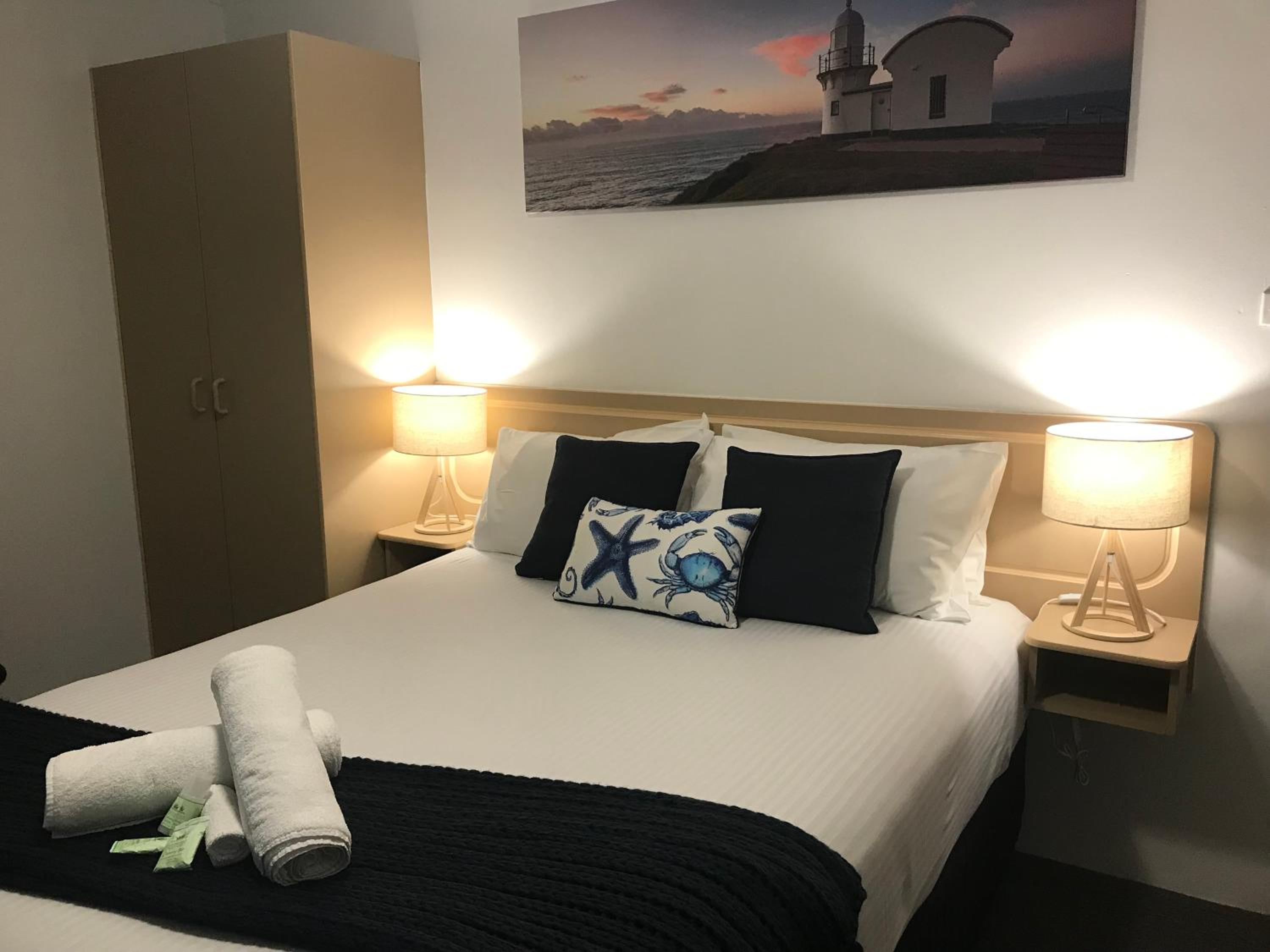 OCEAN BREEZE MOTEL