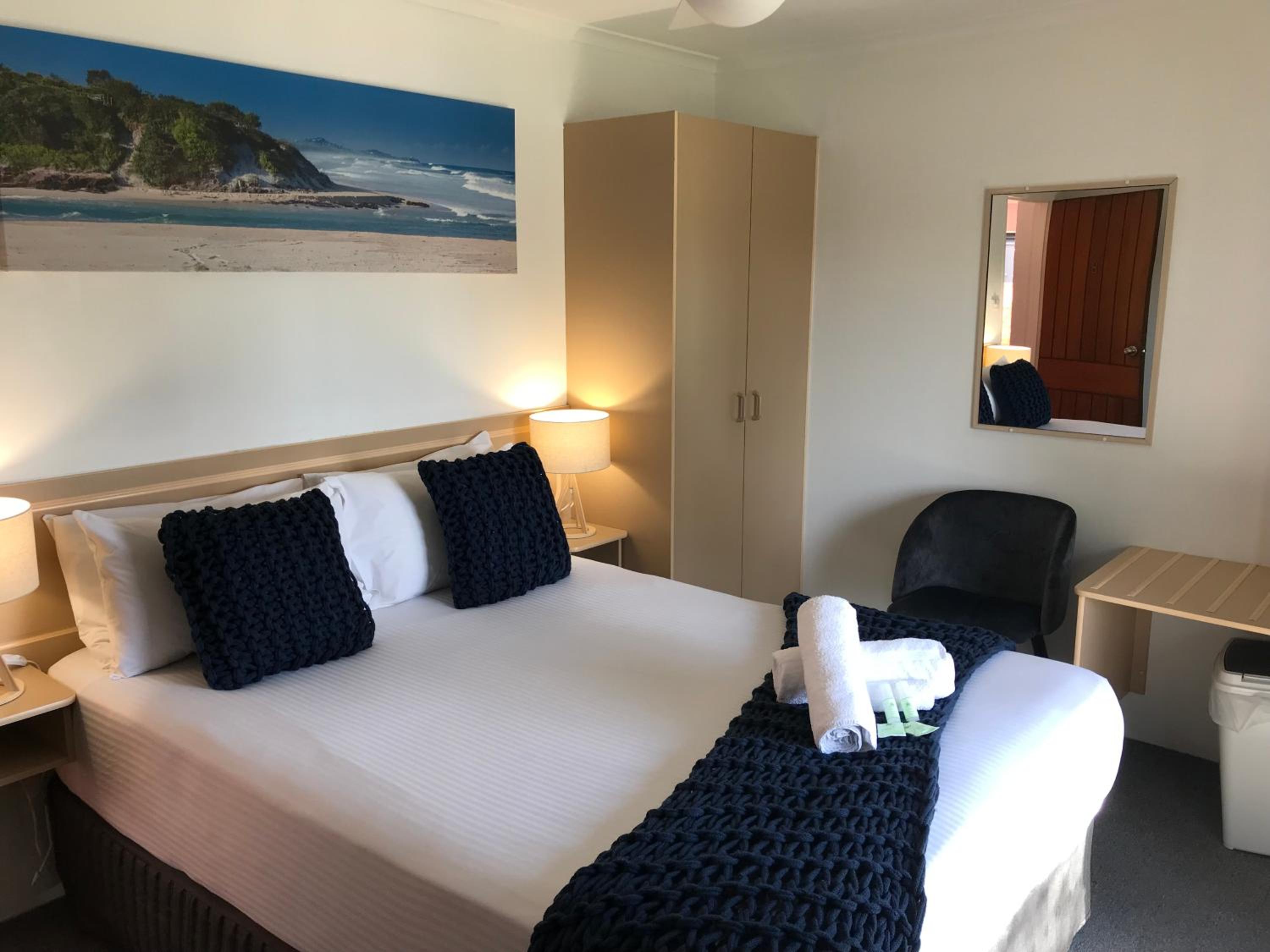 OCEAN BREEZE MOTEL