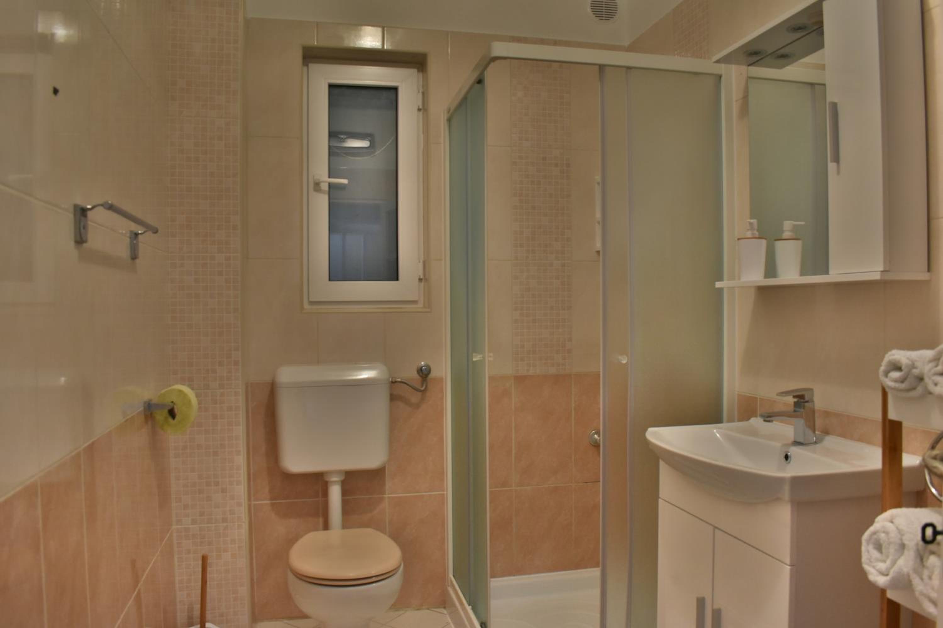 Apartments Lavandula Baska view 3