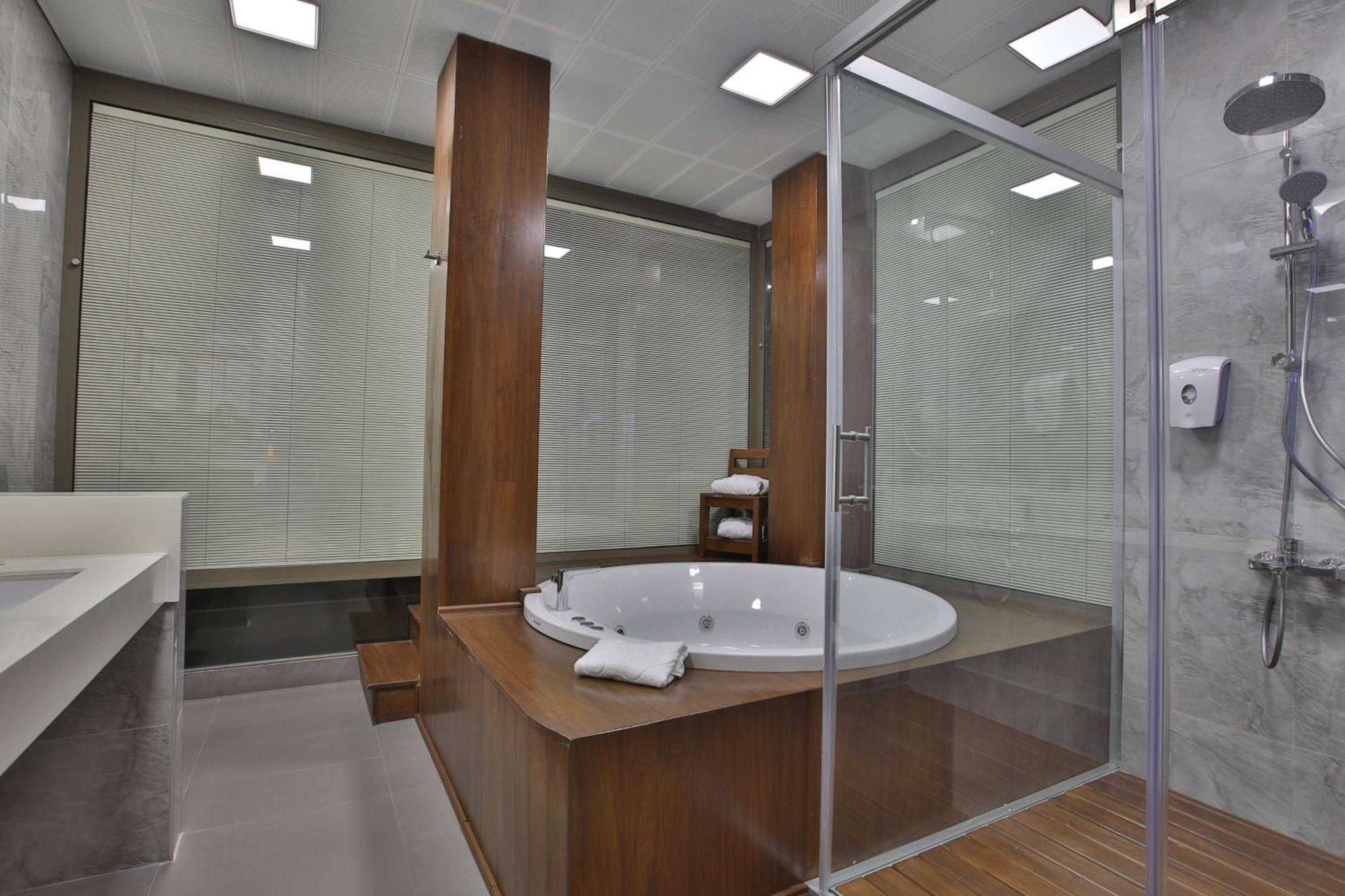 Best Western Premier Karsiyaka Convention & Spa Hotel - Image 138