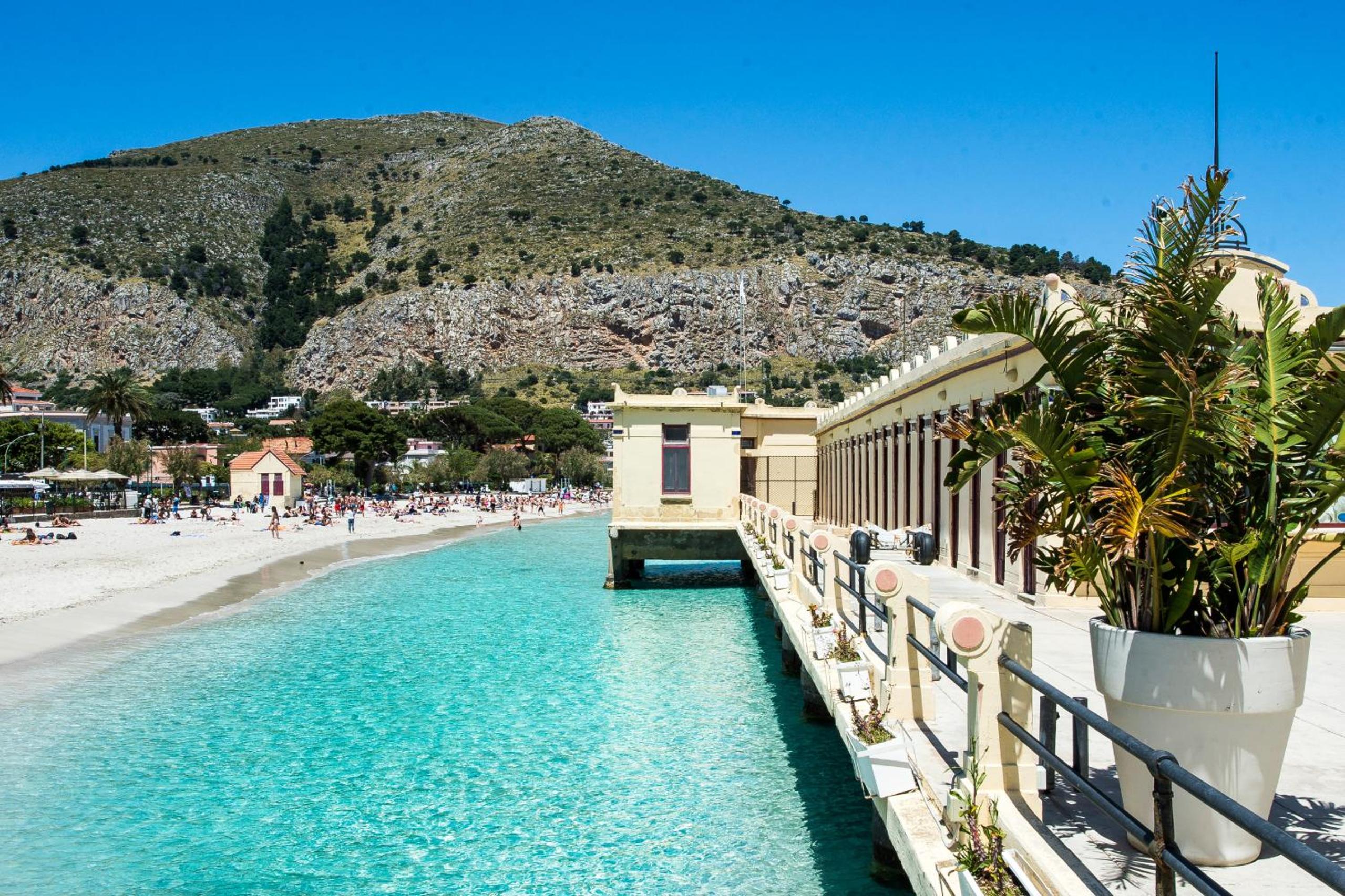Casa con Terrazza sul Mare all'Addaura by Wonderful Italy