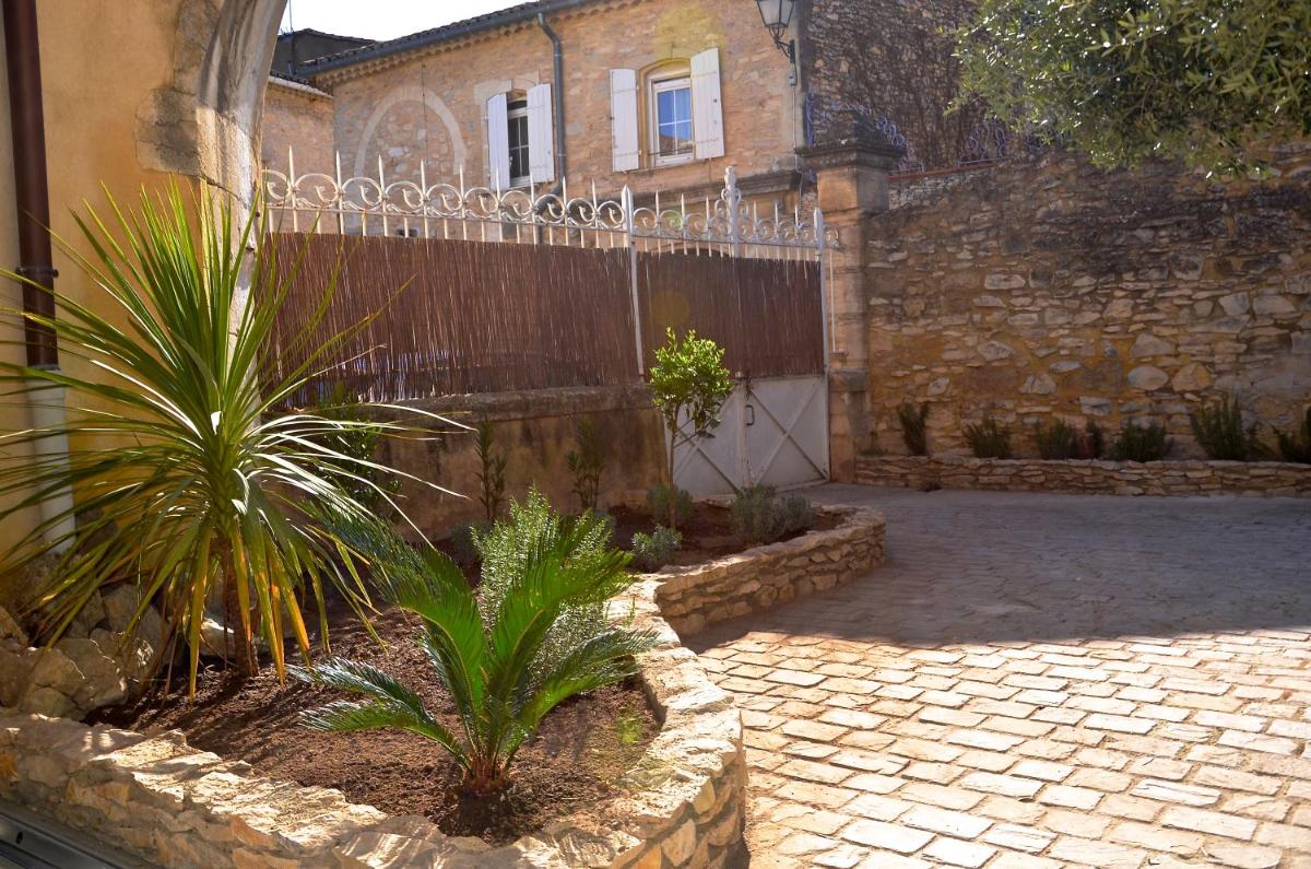 LOCUS AMOENUS view 5