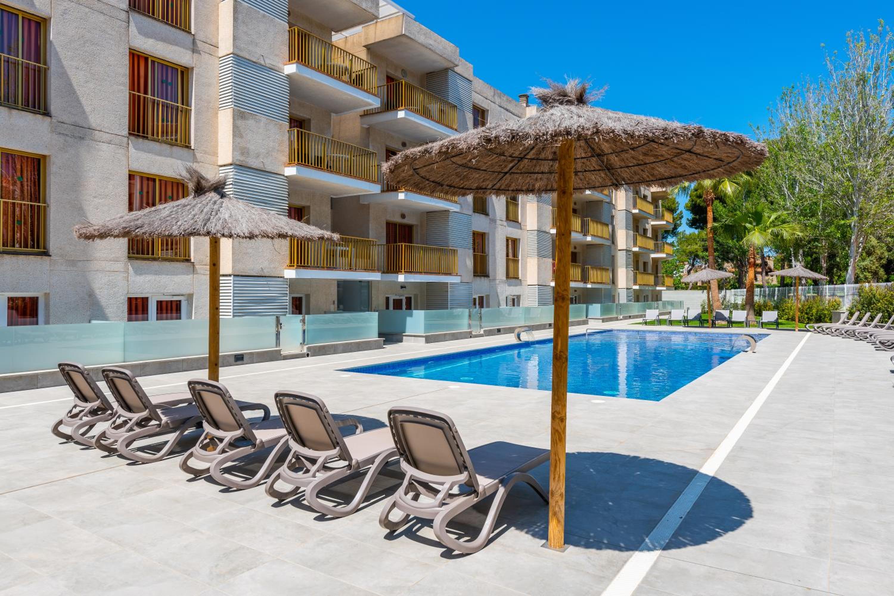 Rentalmar Pins Marina