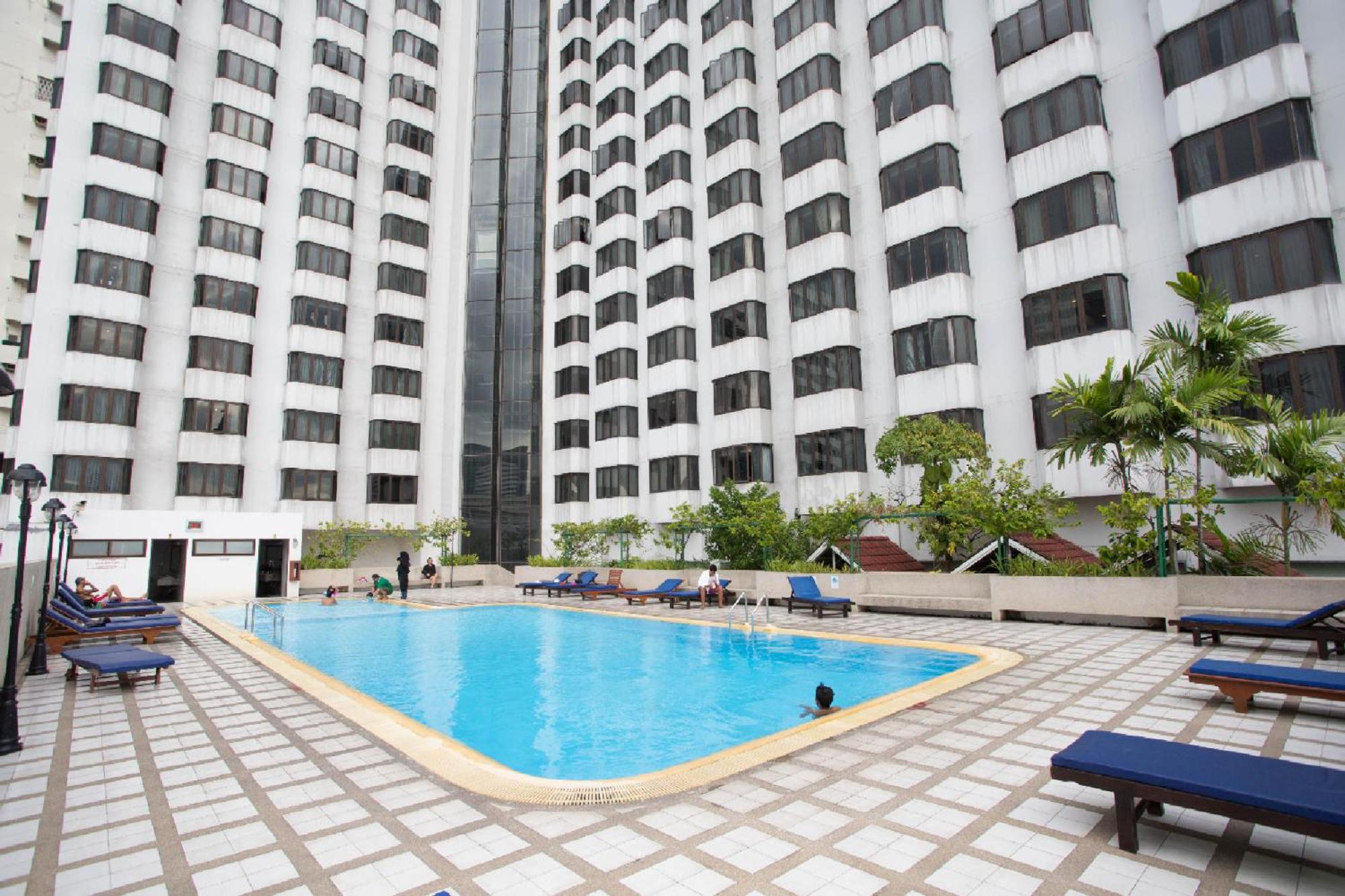 Omni Towers - Large 1 Bedroom Condo Soi Nana