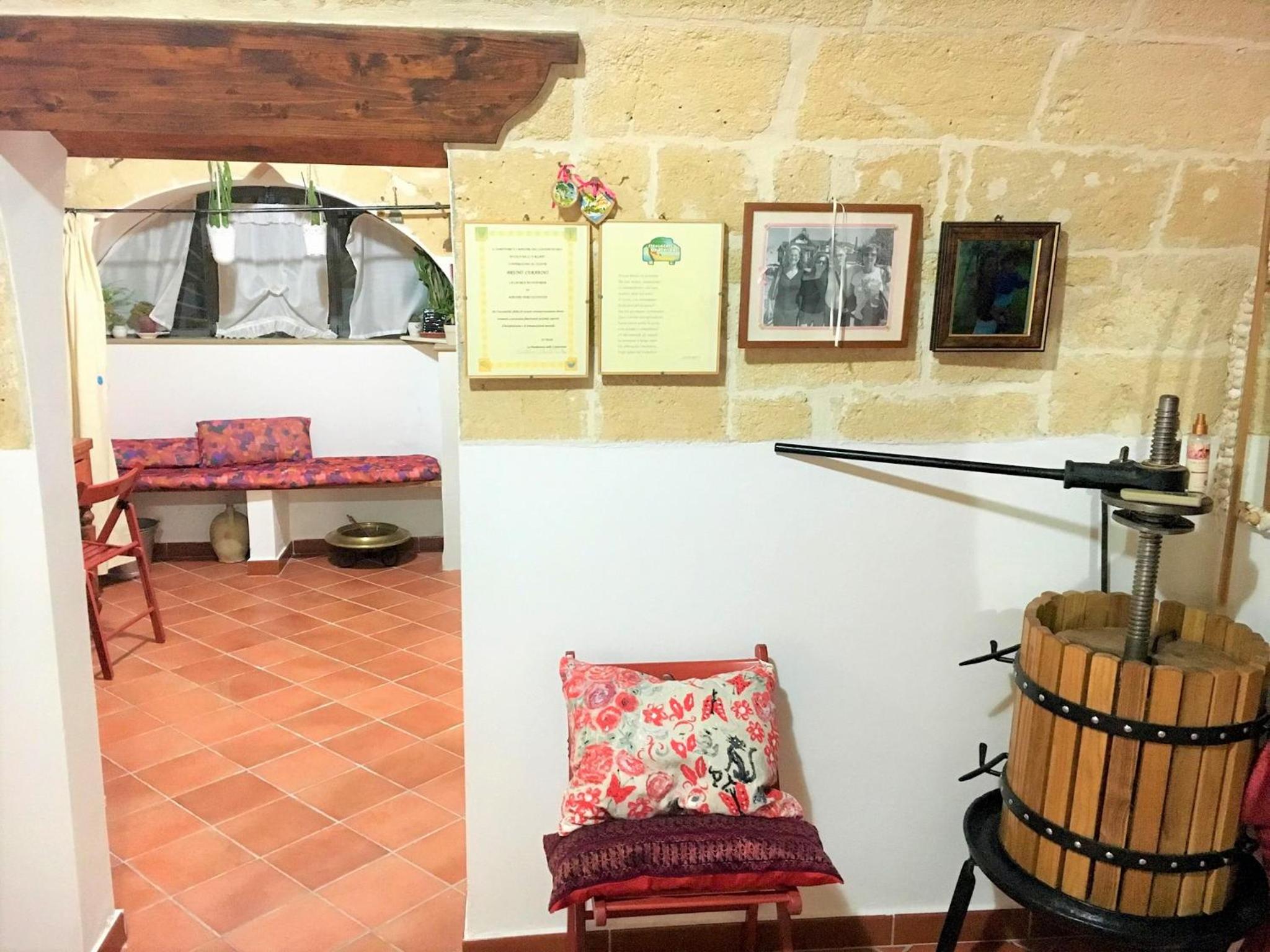 Patanella Wine