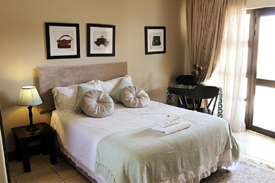 Casa Flora Guesthouse