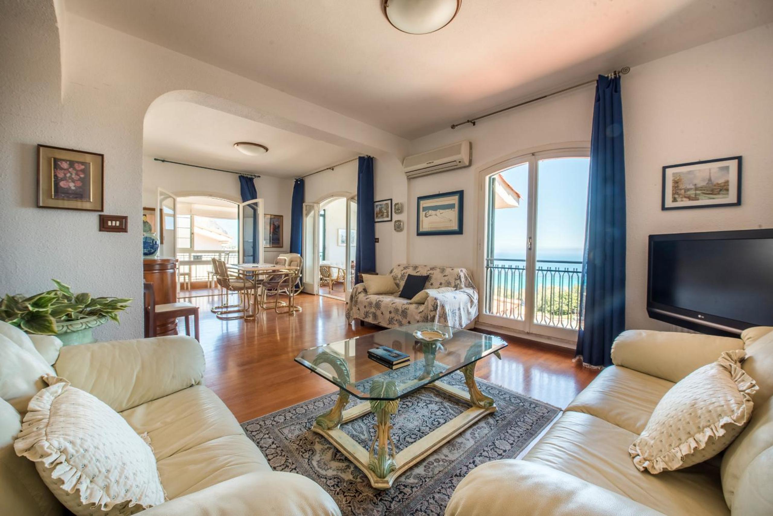 Casa con Terrazza sul Mare all'Addaura by Wonderful Italy