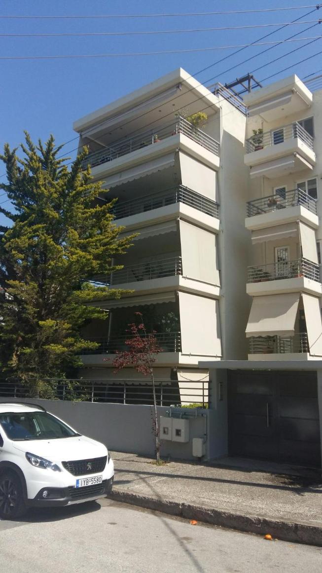 Hotel Family getaway, spacious and luxurious, sea view, terrace, next to Voula beach, 20min from center - Image 1