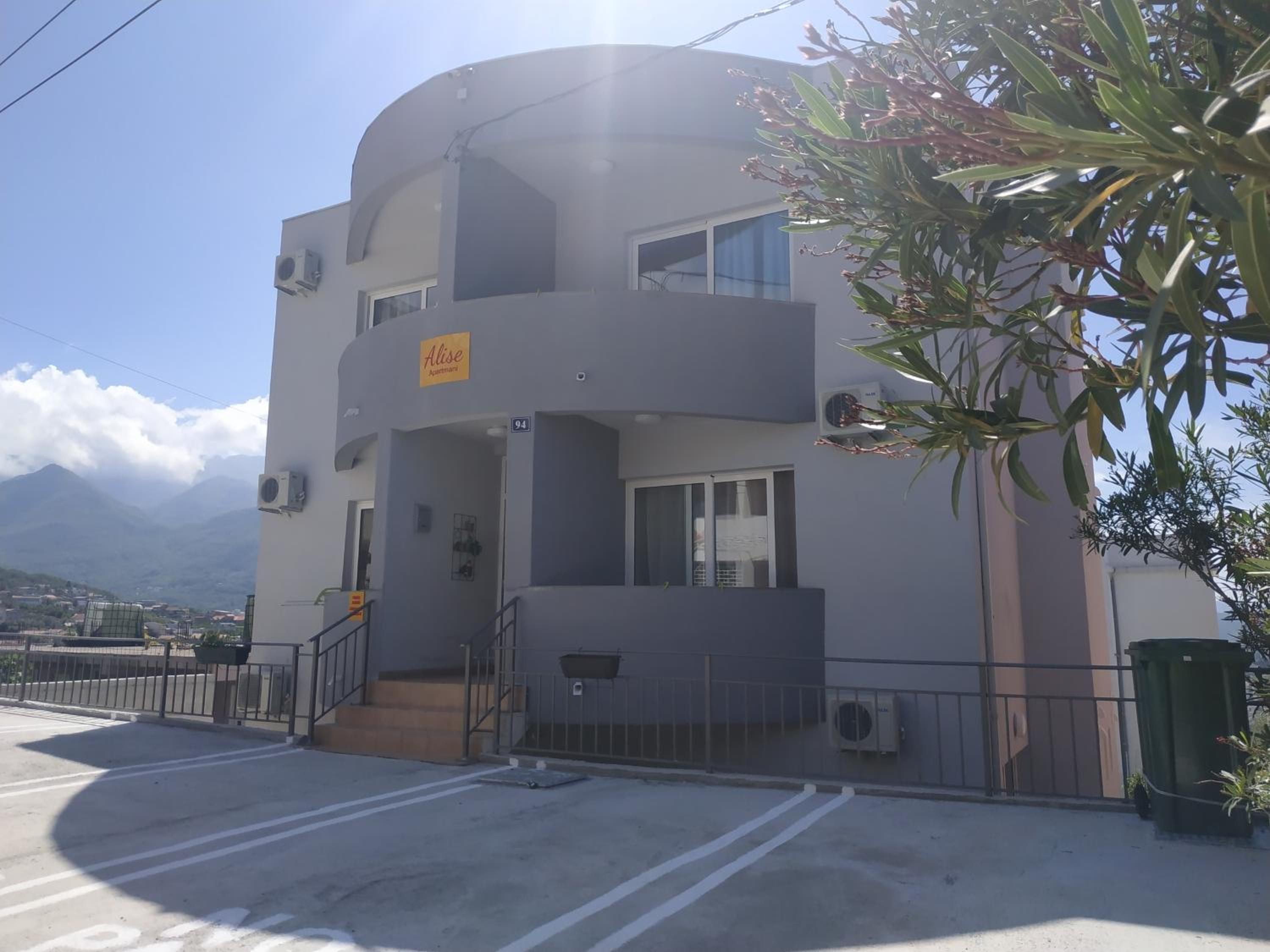 Alise view 2