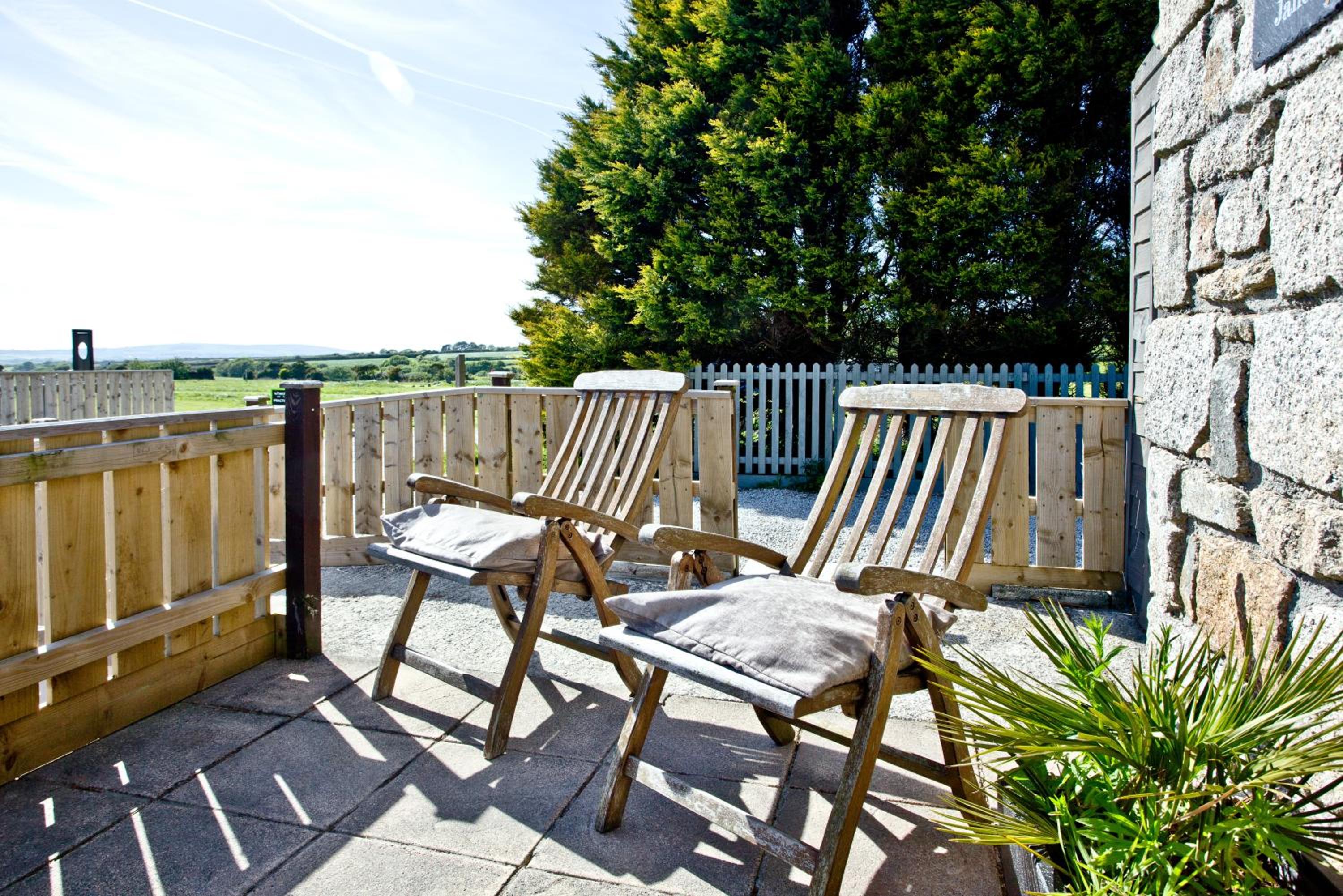 Wheal Frances-Beautifully Fitted Bungalow Helston Cornwall view 5