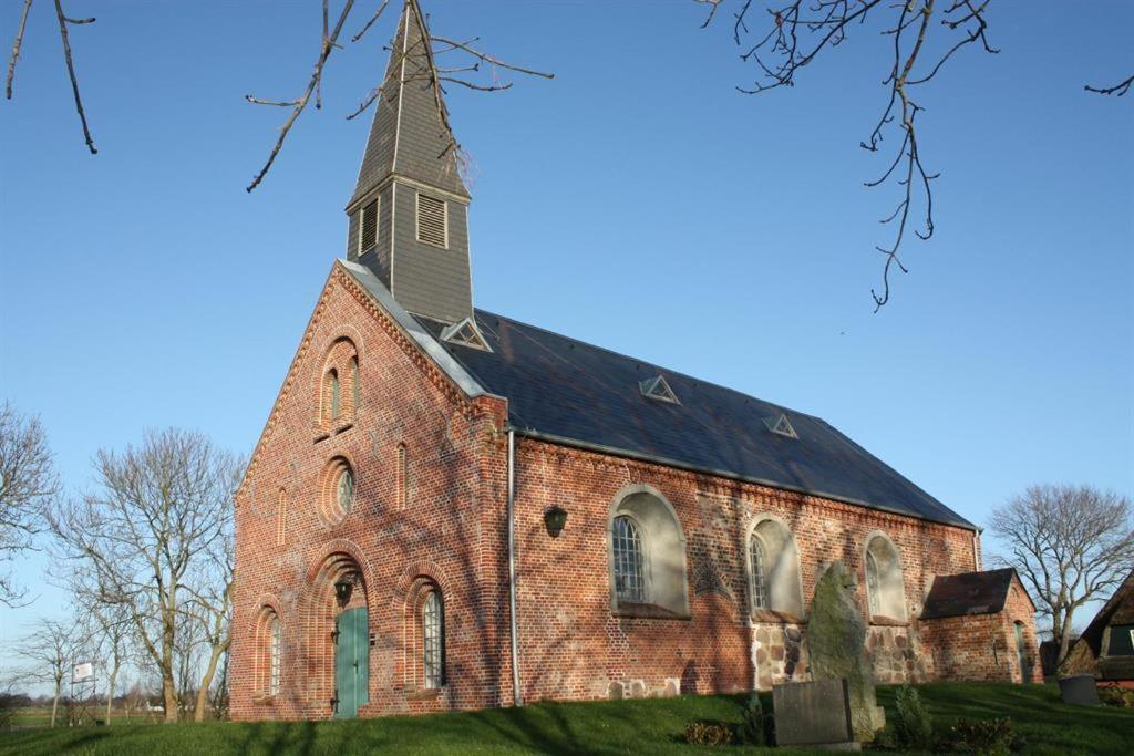 Photo 33