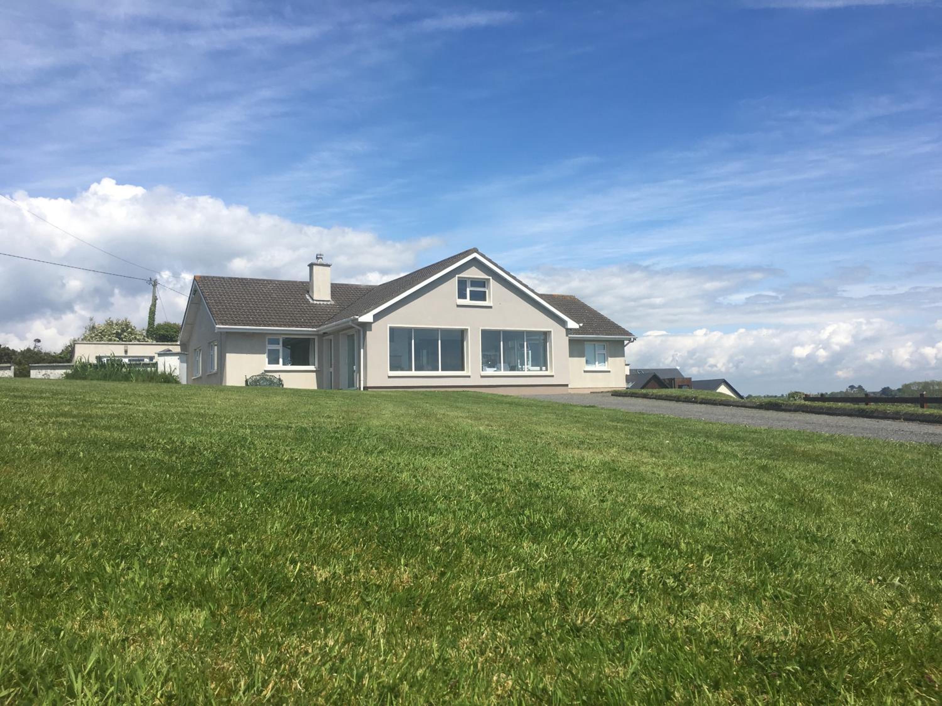Follies Bungalow with Ocean Views view 3