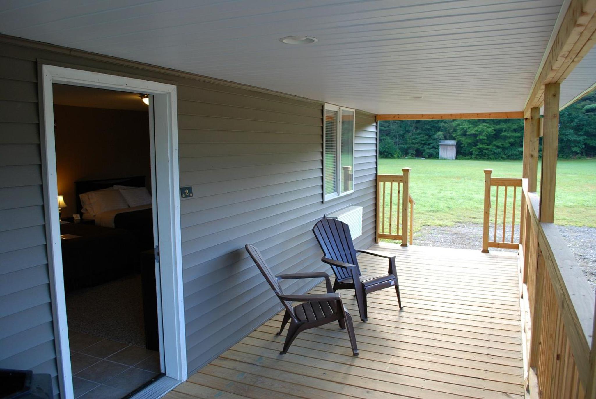Abbot Trailside Lodging