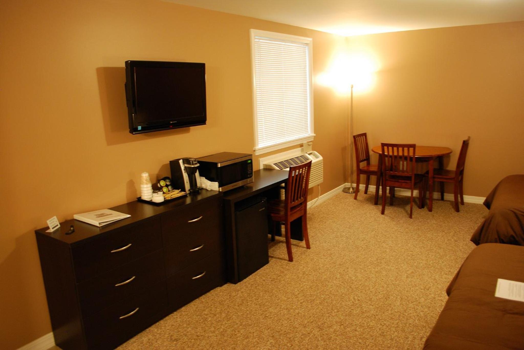 Abbot Trailside Lodging