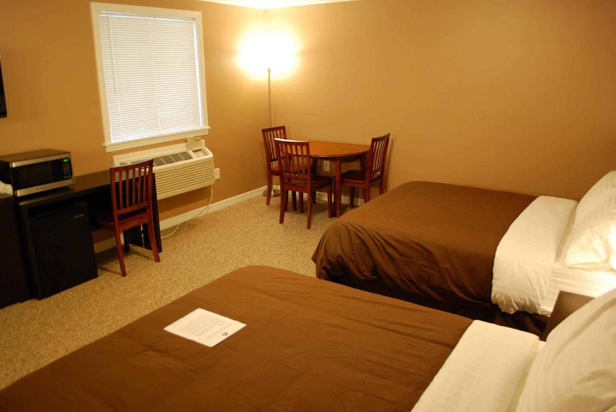 Abbot Trailside Lodging