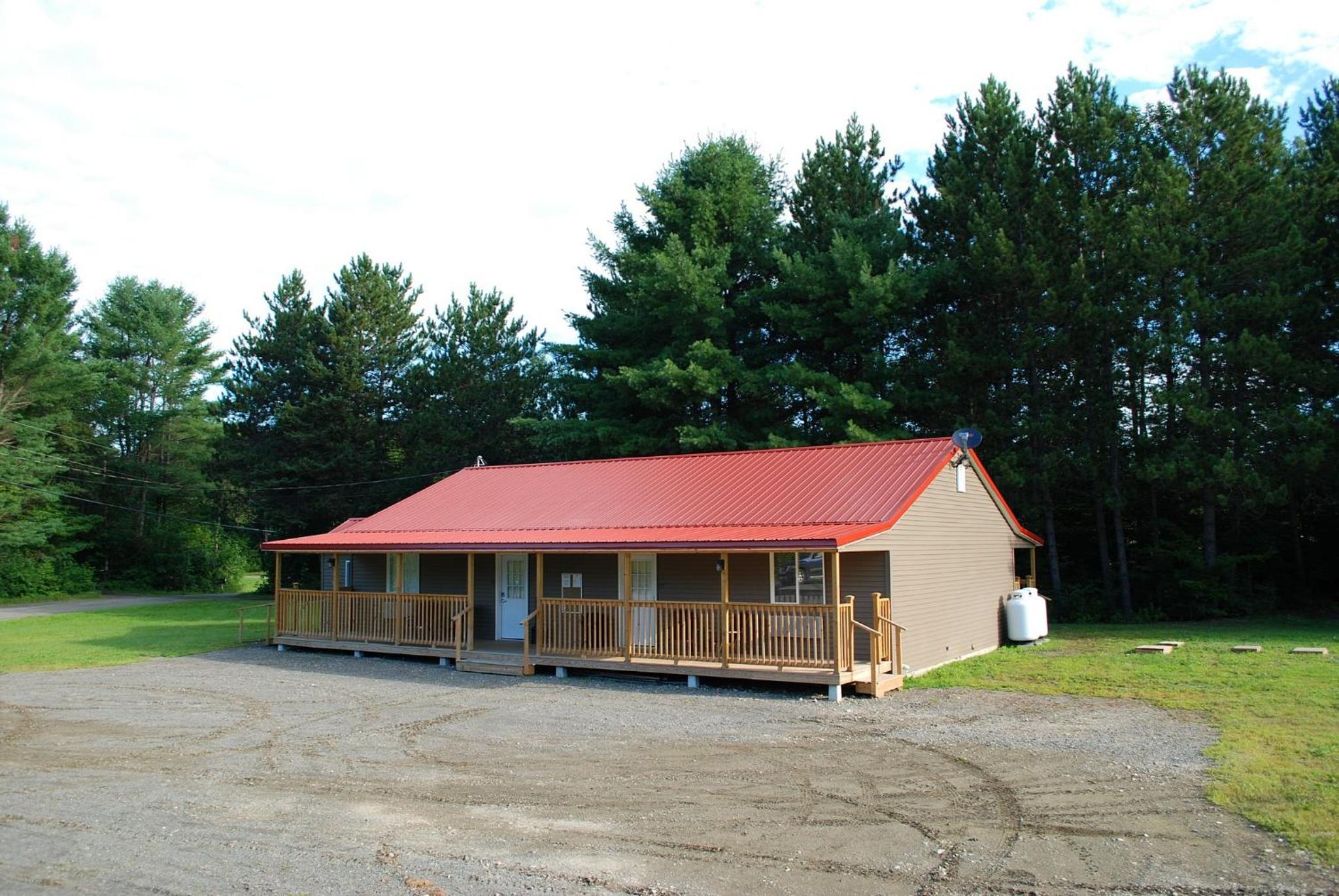 Abbot Trailside Lodging